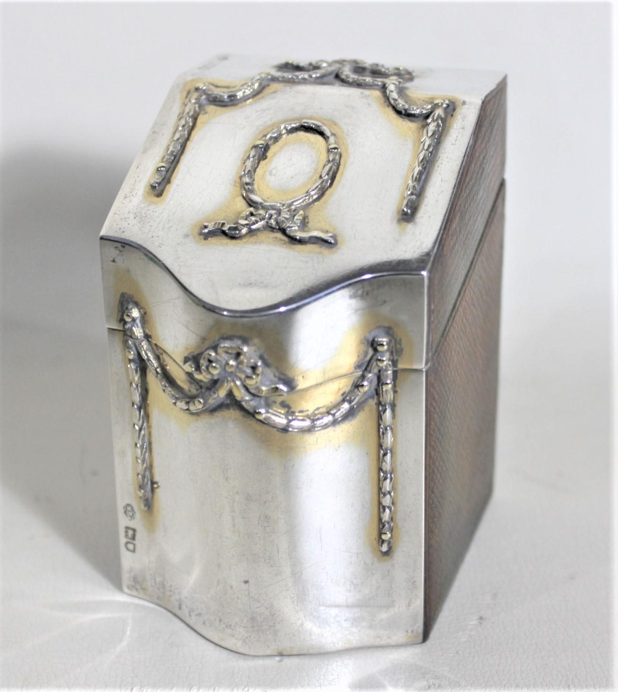Victorien Ancienne boîte à cartes à jouer en argent sterling et en cuir avec porte-couteau miniature en vente