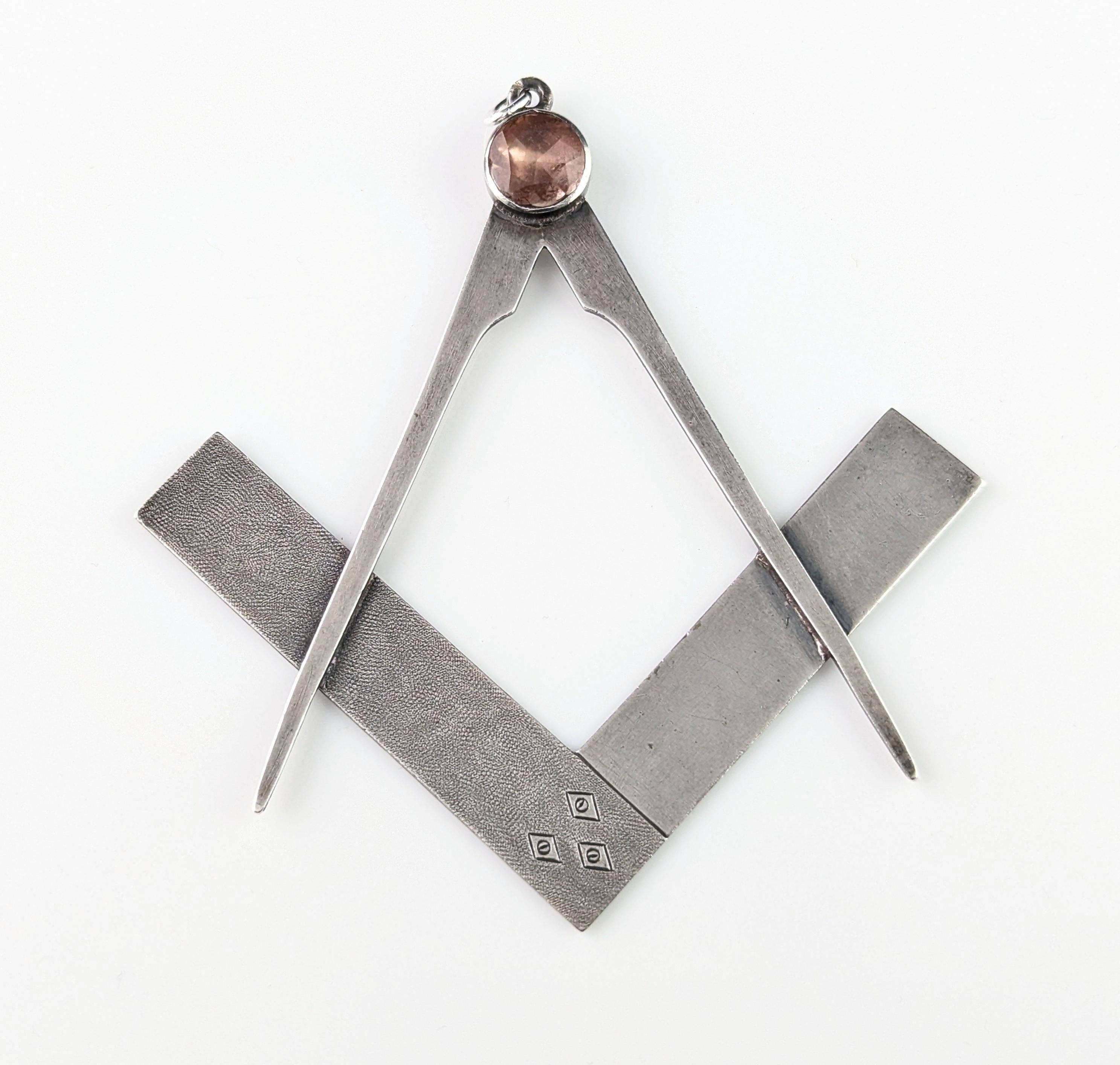 Antico ciondolo massonico in argento sterling, grande, vittoriano in vendita 6