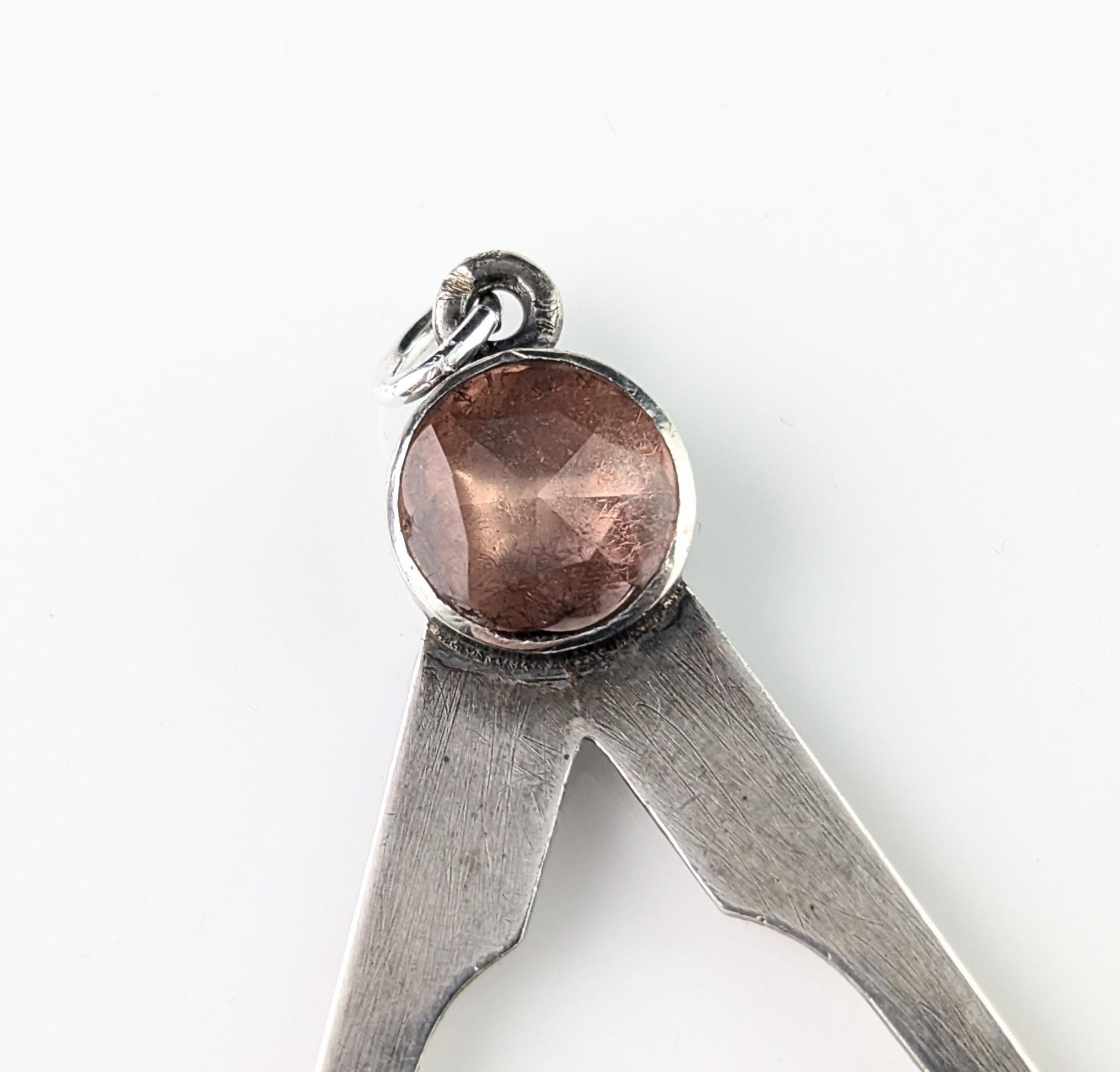Antico ciondolo massonico in argento sterling, grande, vittoriano in vendita 7
