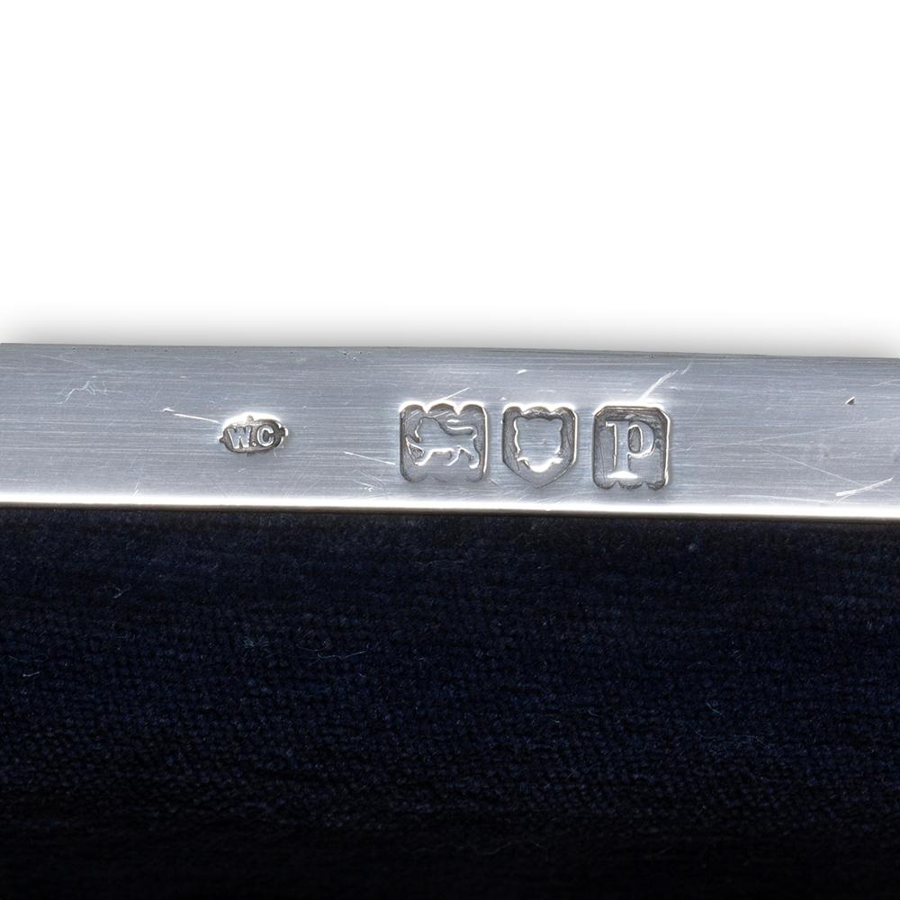 Miroir ancien en argent sterling par William Comyns en vente 4