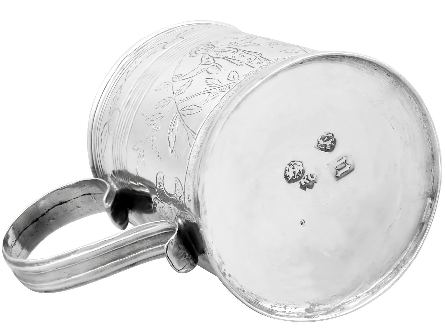 Taza antigua de plata de ley en venta 2