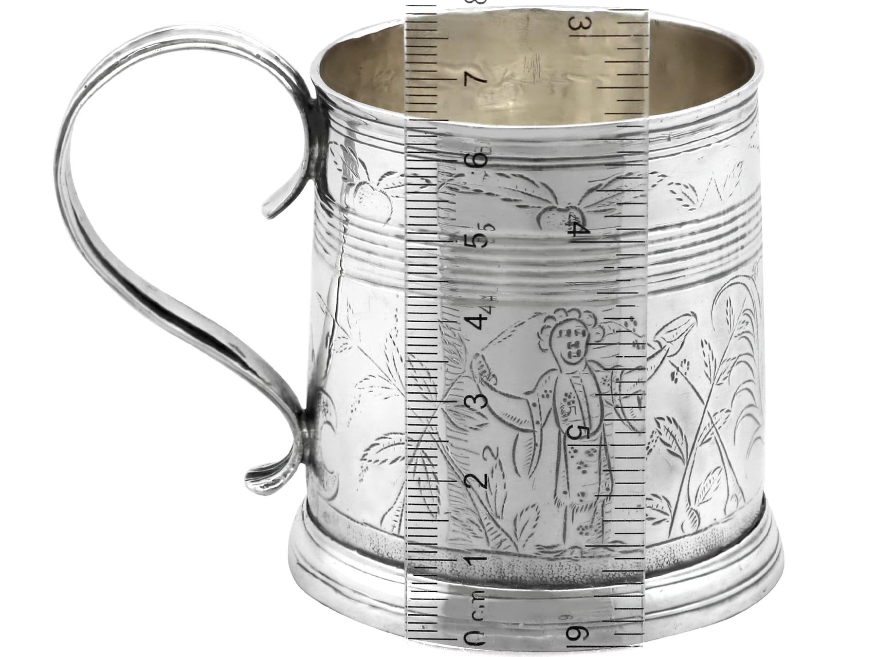 Taza antigua de plata de ley en venta 3
