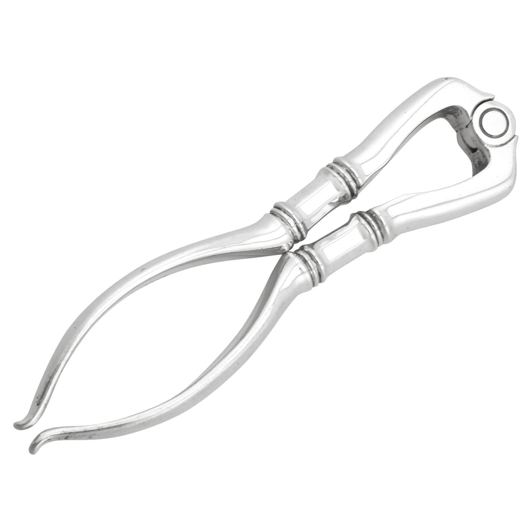 Antike Nussbaumkratzer aus Sterlingsilber