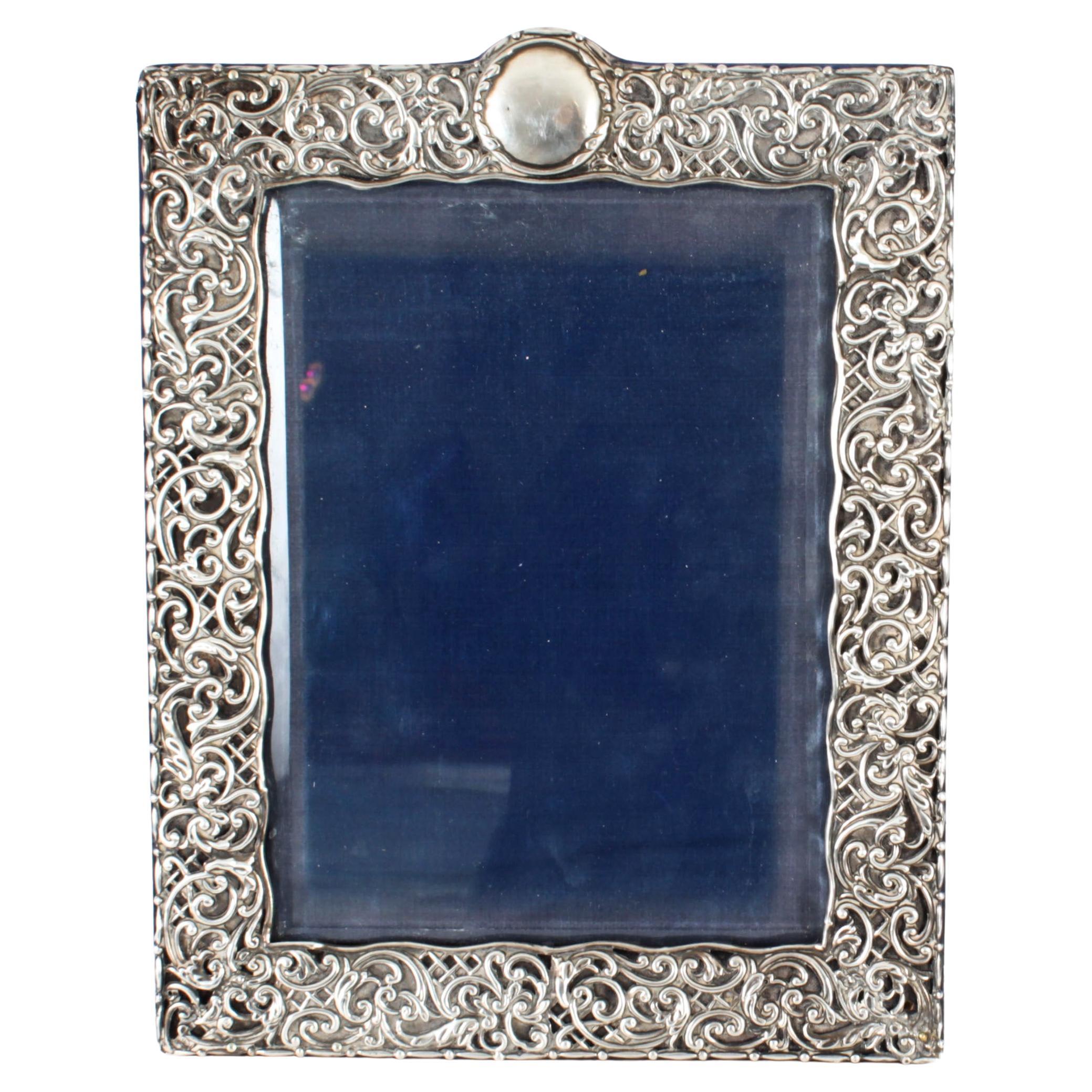 Antique Sterling Silver Photo Frame by Henry Matthews 1902