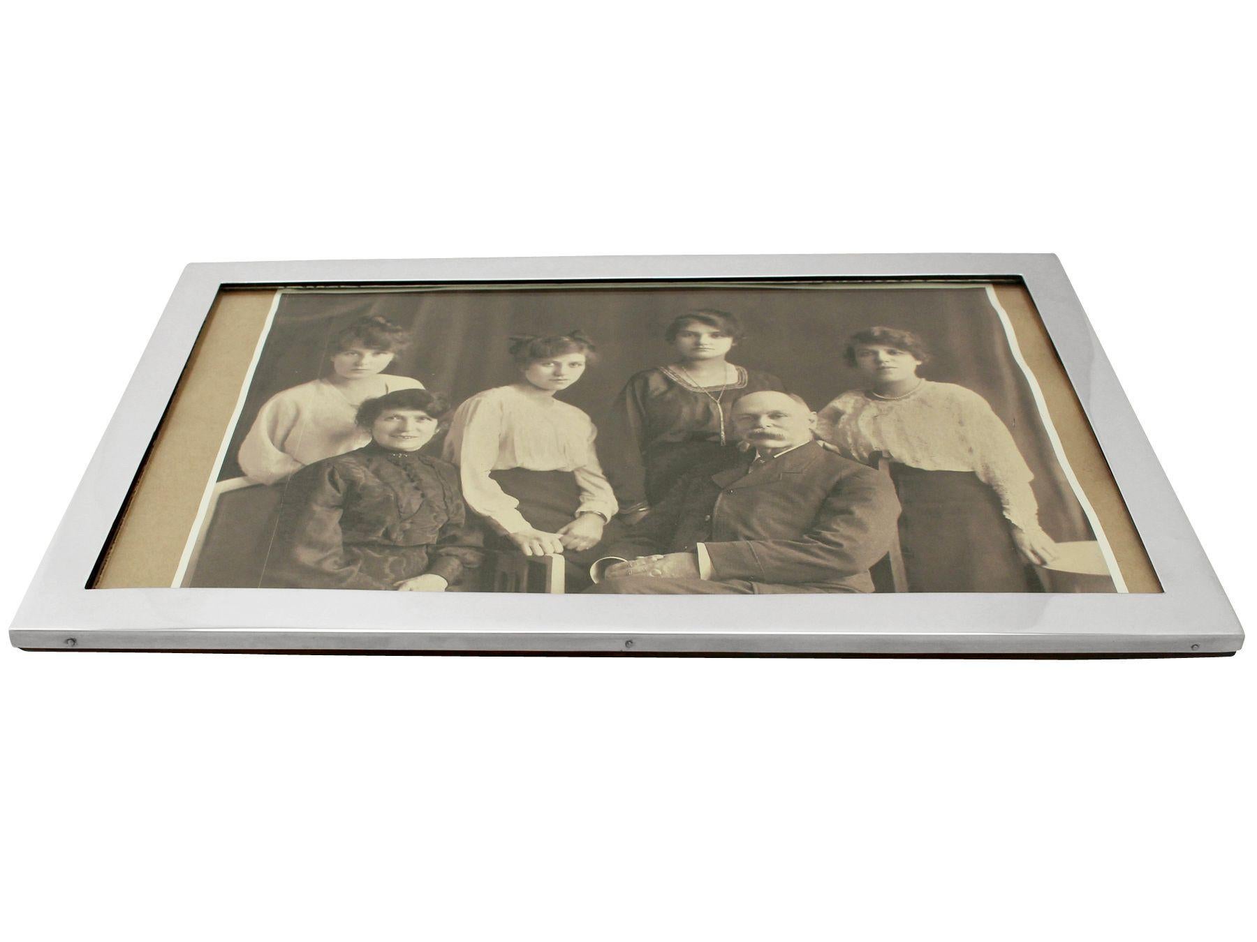 1920s Sterling Silver Photograph Frame For Sale 1