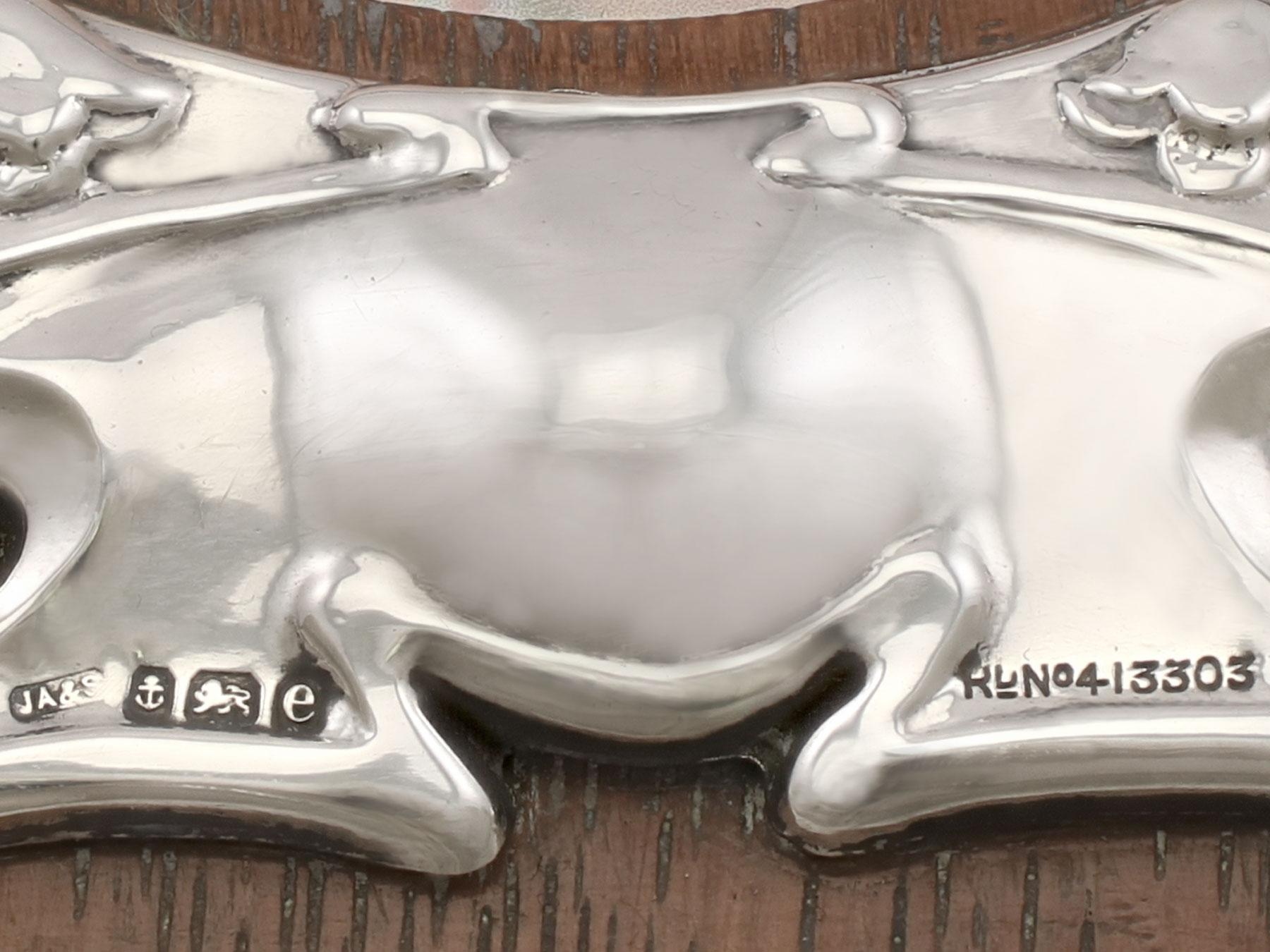 Marco de fotografía de plata de ley estilo Art Nouveau en venta 2
