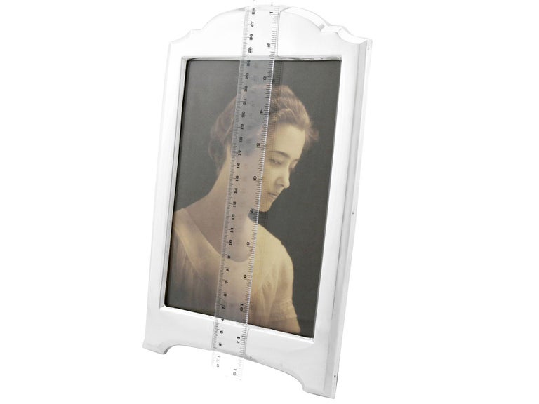 Antique Sterling Silver Photograph Frame For Sale 4