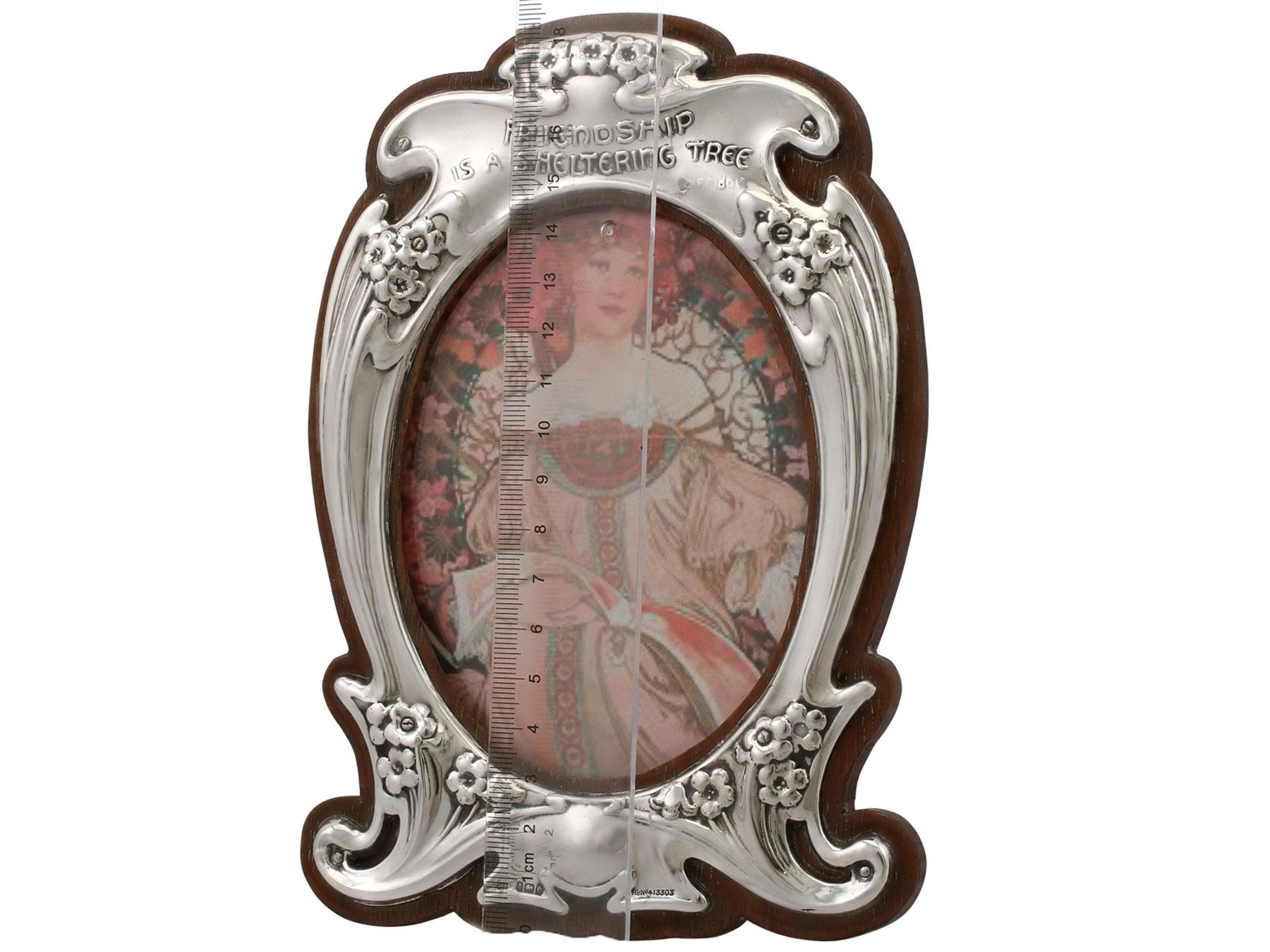 Art Nouveau Style Sterling Silver Photograph Frame For Sale 4