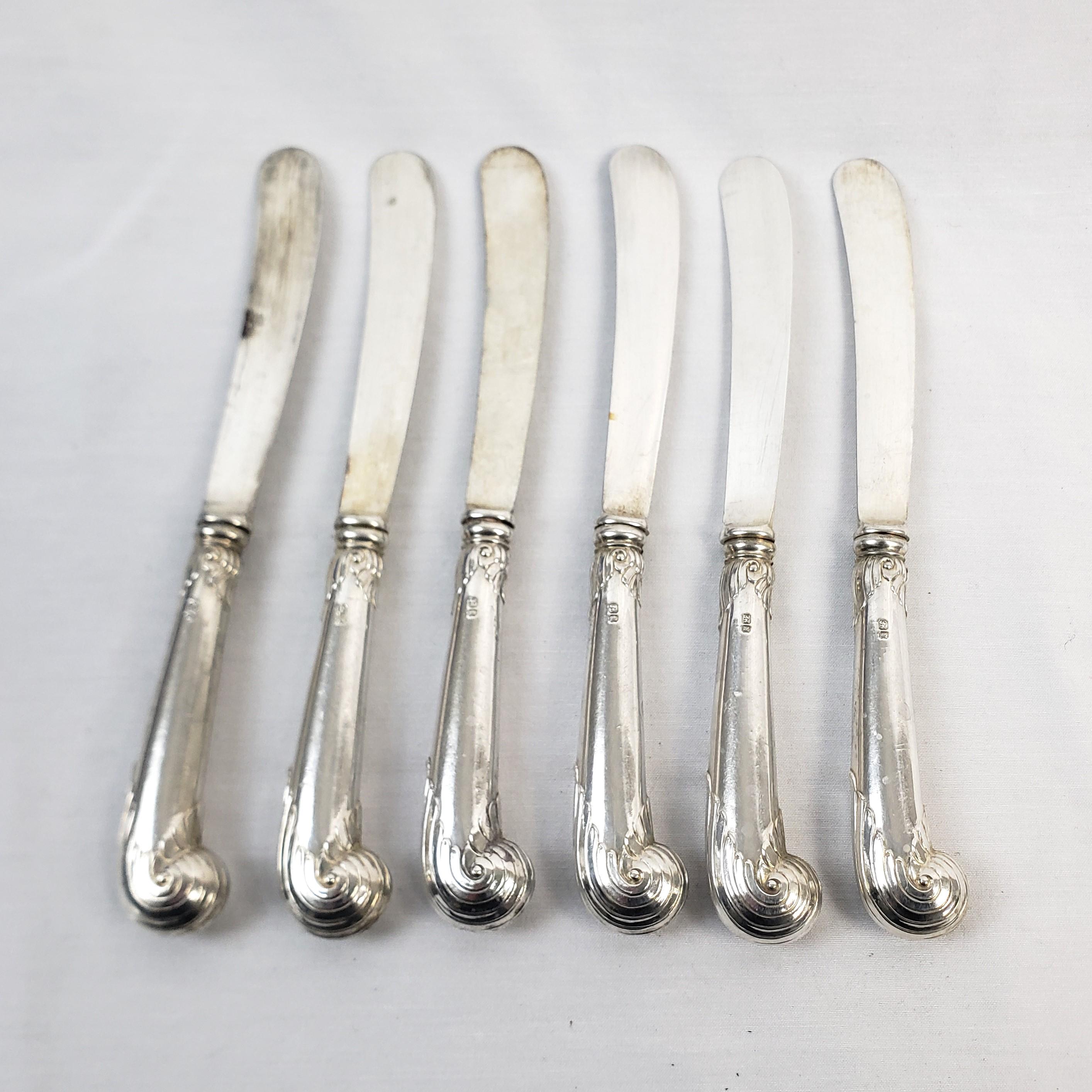 Set de couteaux et de fourchettes de désert en argent sterling antique avec manche de pistolet dans un étui ajusté Bon état - En vente à Hamilton, Ontario