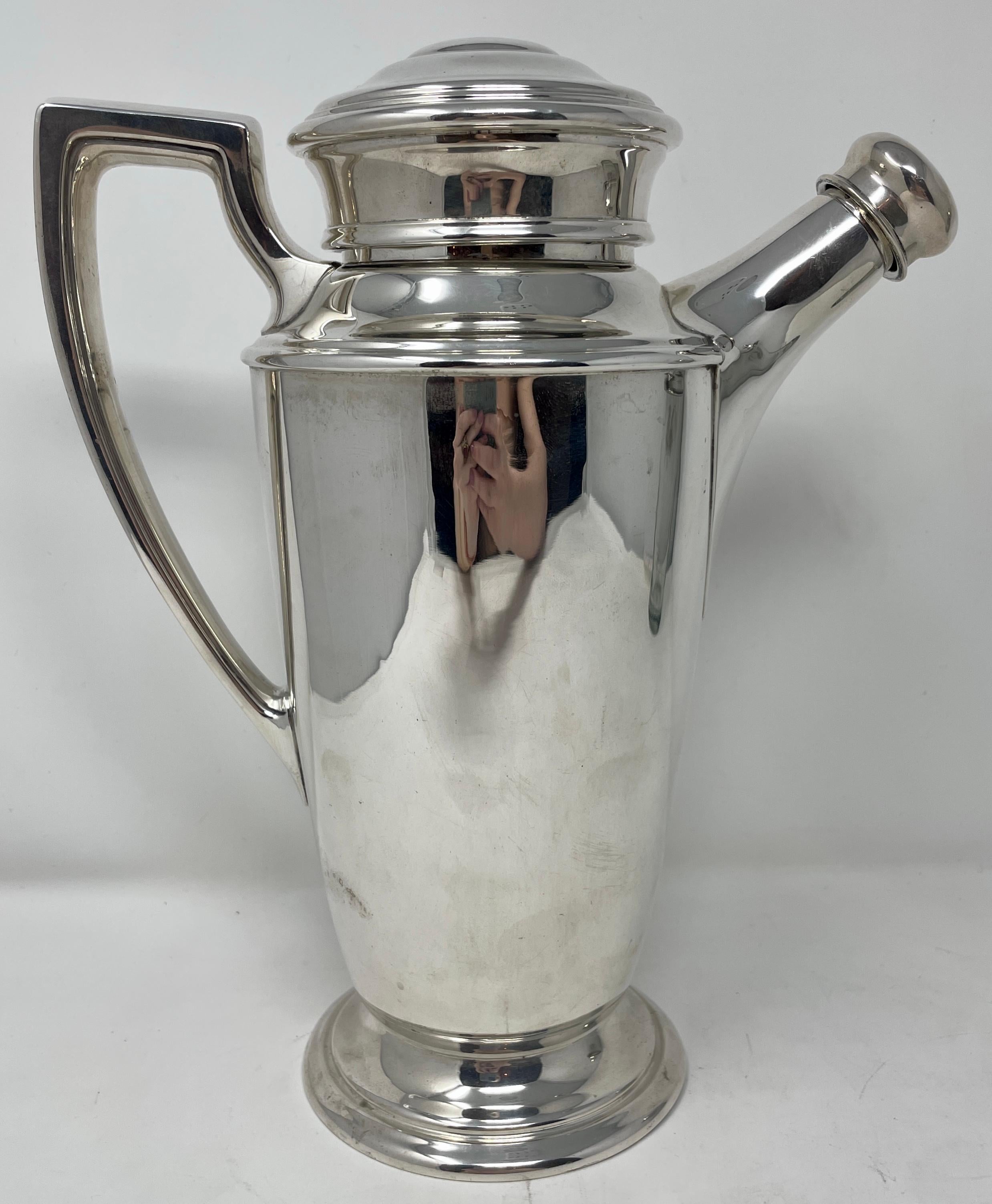 Antica caraffa shaker per cocktail in argento sterling Reed & Barton con manico e beccuccio, 1920-1940 circa.
