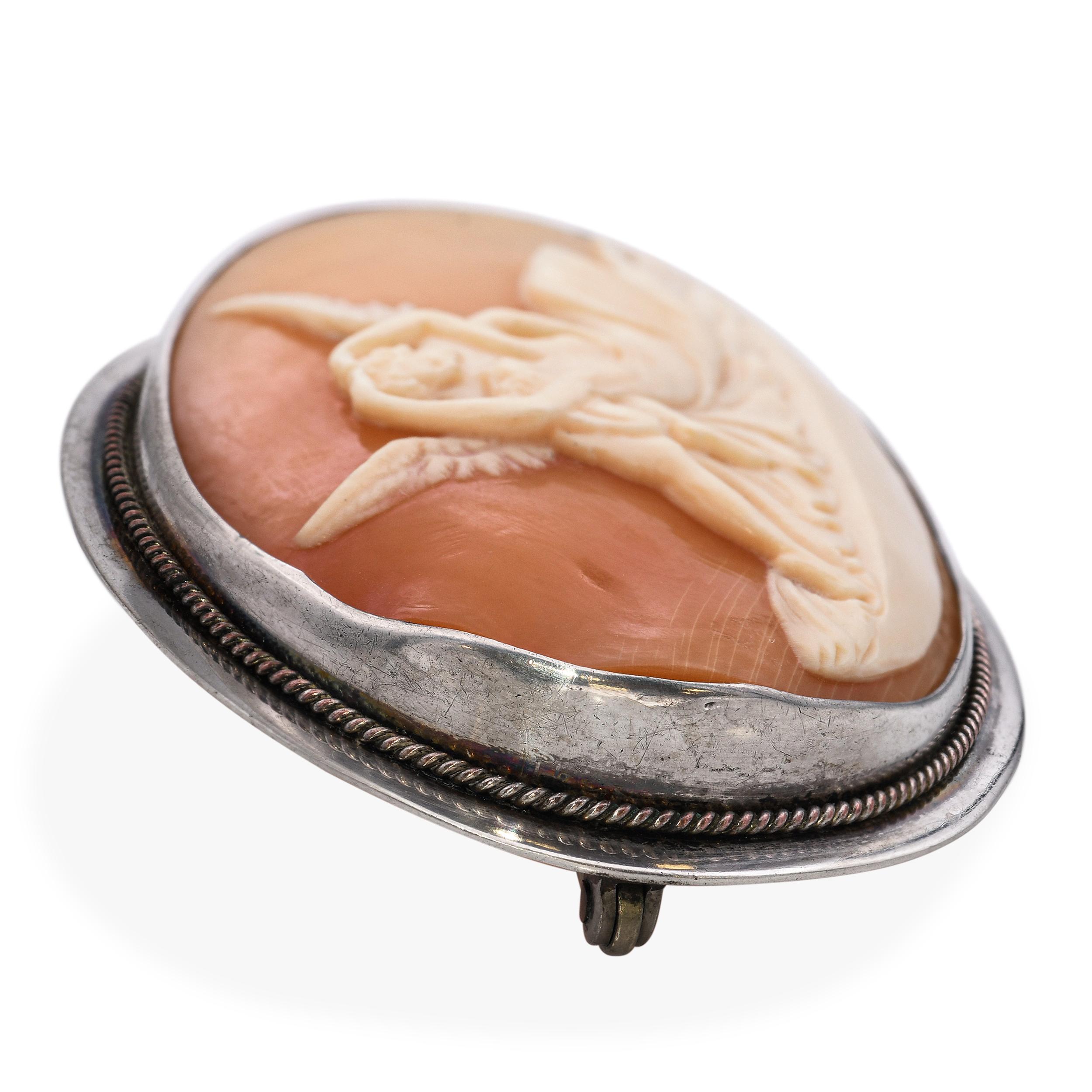 Antike Sterling Silber Shell Kamee Psyche und Eros Brosche im Angebot 1