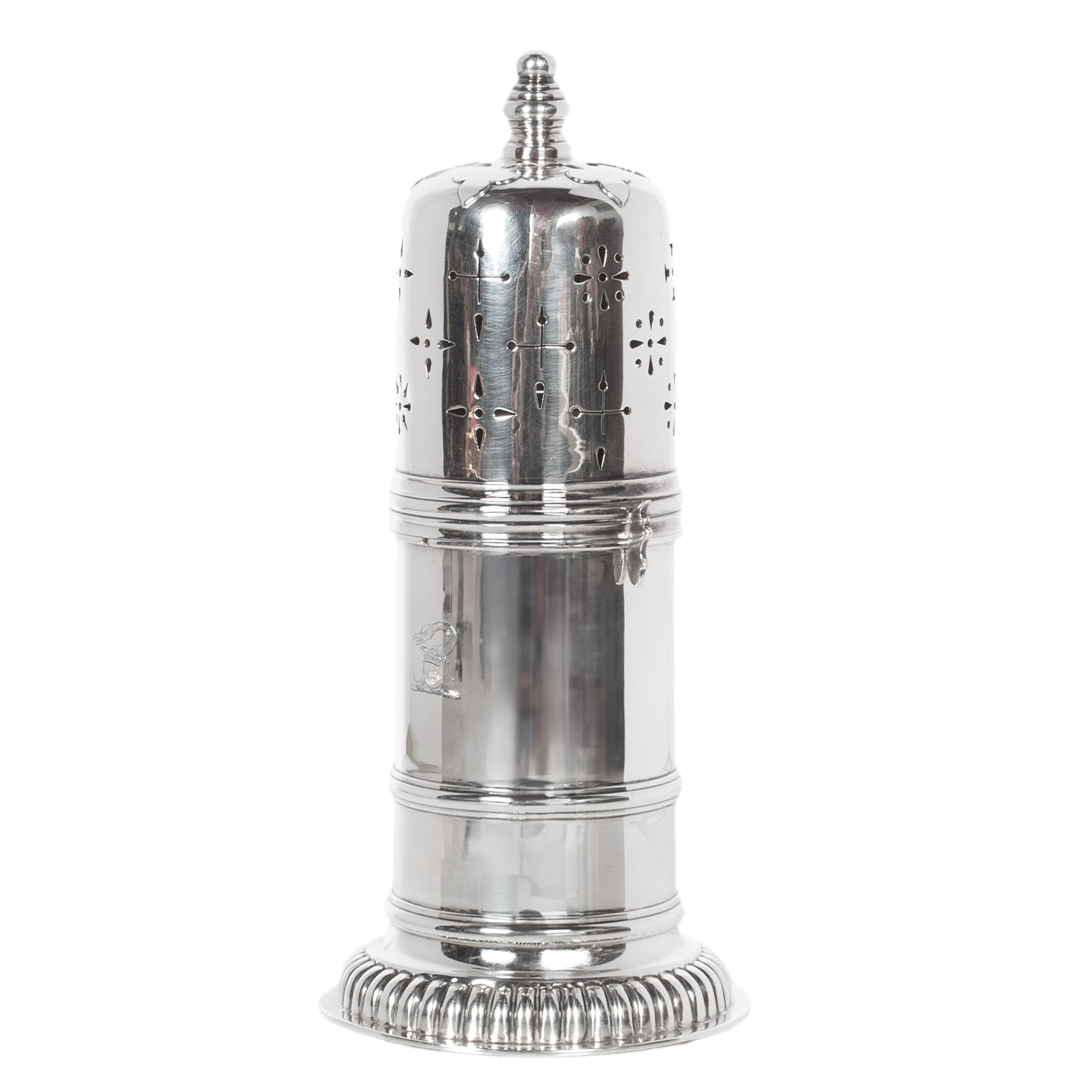 Antique Sterling Silver Silver Sugar Shaker Muffineer Elkington & Co London 1912 For Sale 2