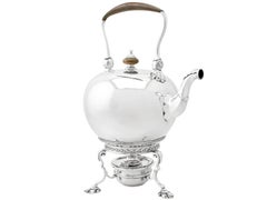 Antiker Spirituosenkessel aus Sterlingsilber im George-I-Stil