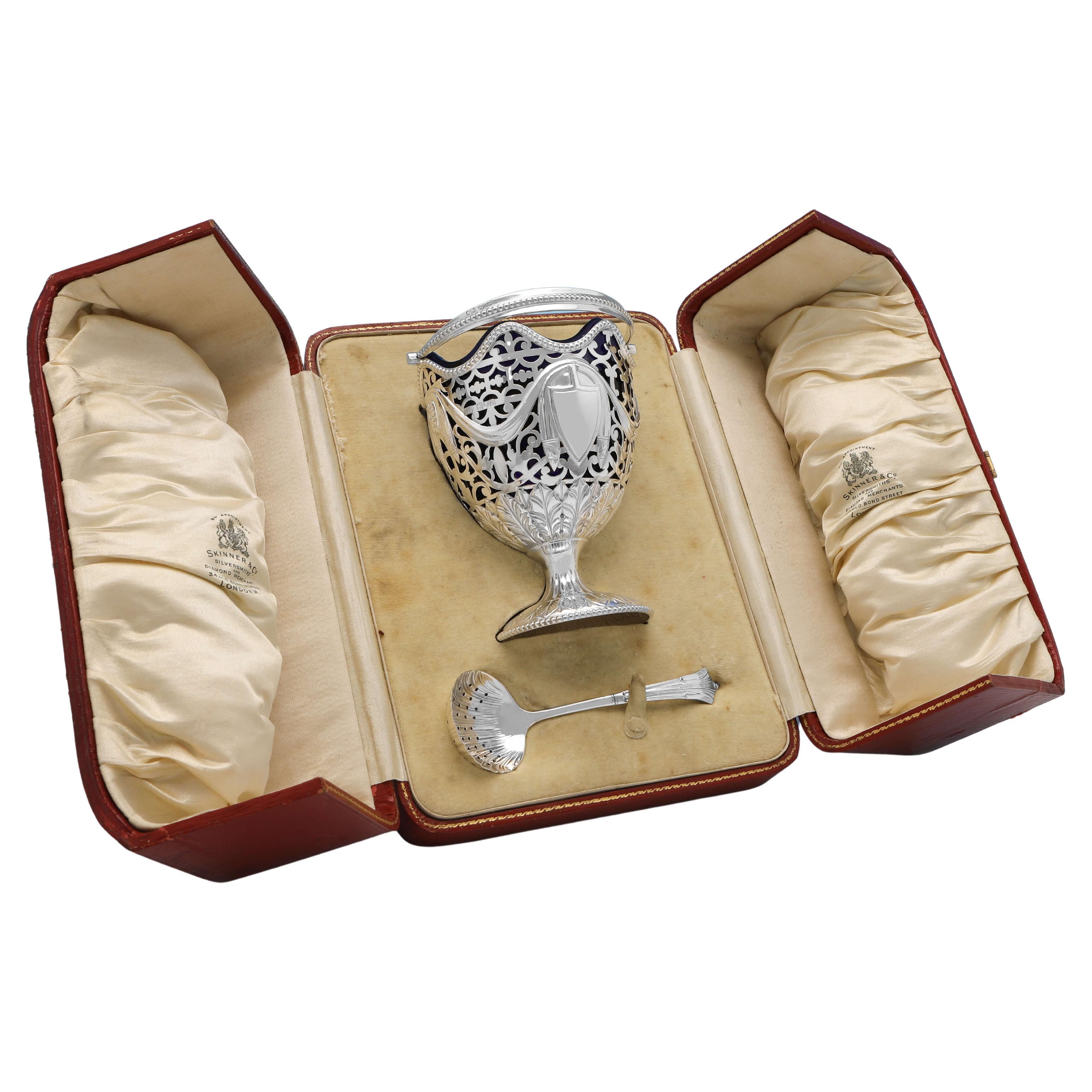 Antique Sterling Silver Sugar Basket & Spoon in Box, London 1914 For Sale