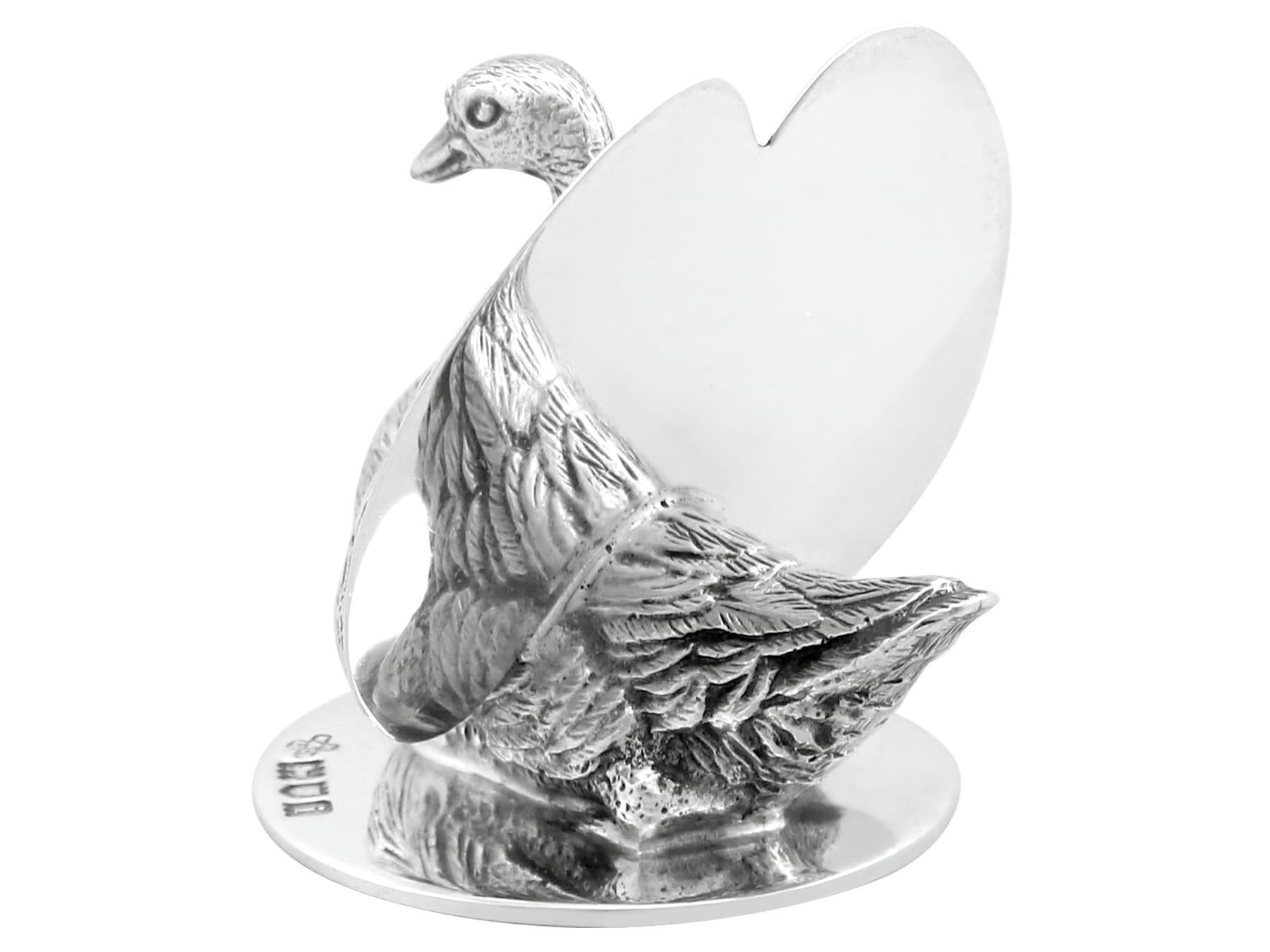 20th Century Antique Sterling Silver Swan Menu / Card Holders For Sale