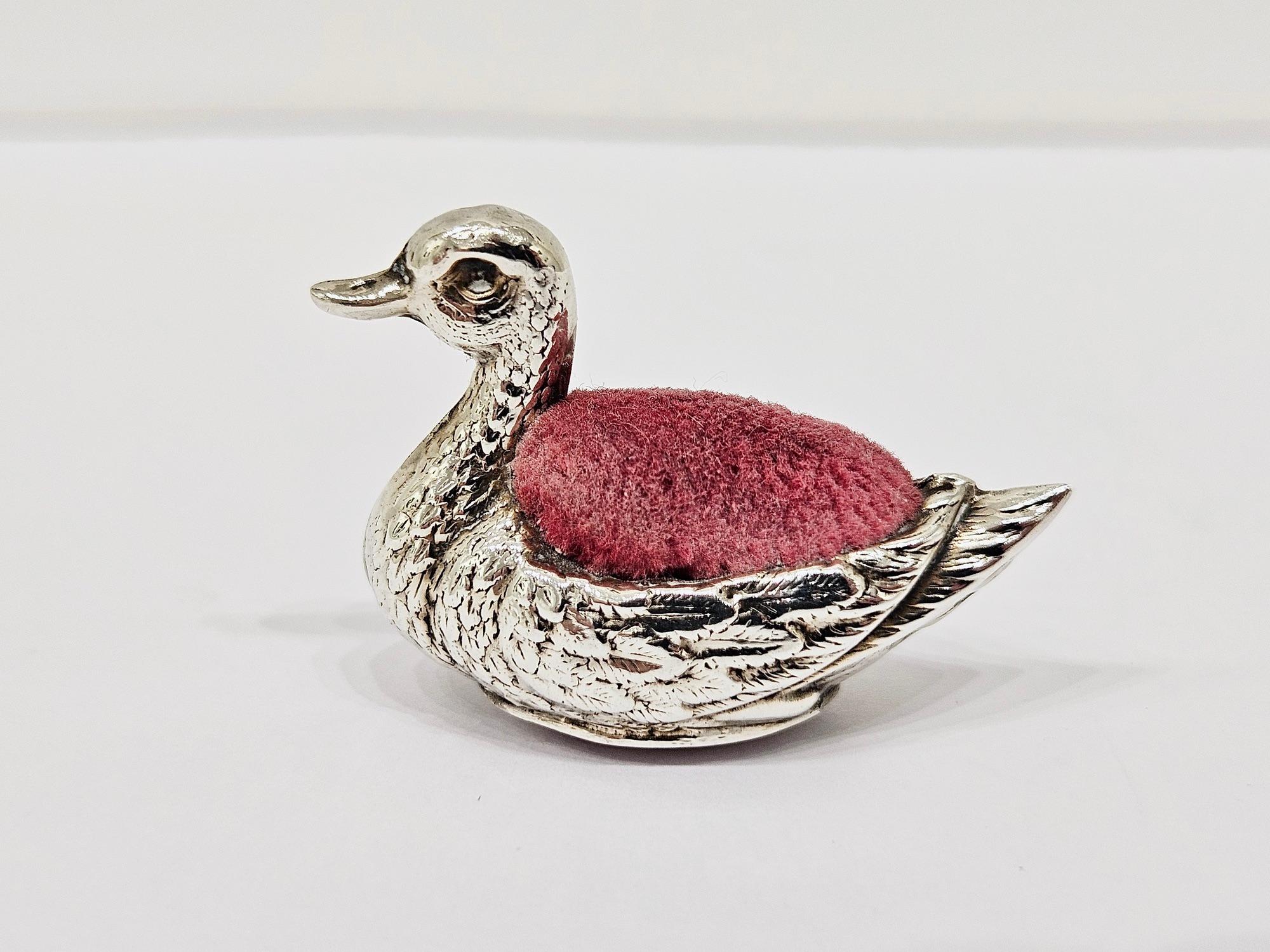 Antique Sterling Silver Swan Pin Cushion by James Deakin and Sons, Chester 1913 For Sale 1