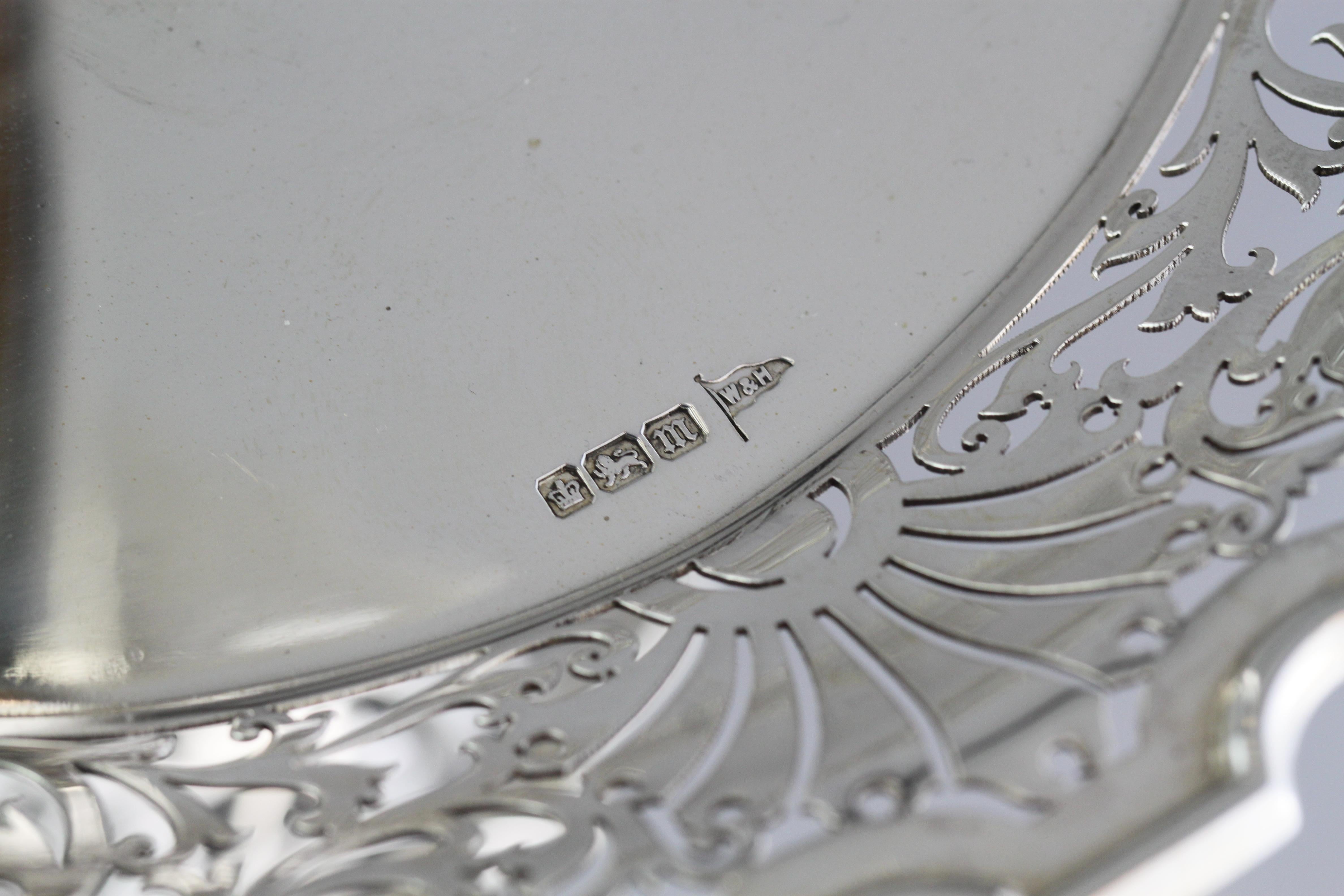 Antique Sterling Silver Tazza Dish with Vase, Walker & Hall, Sheffield, 1904 5