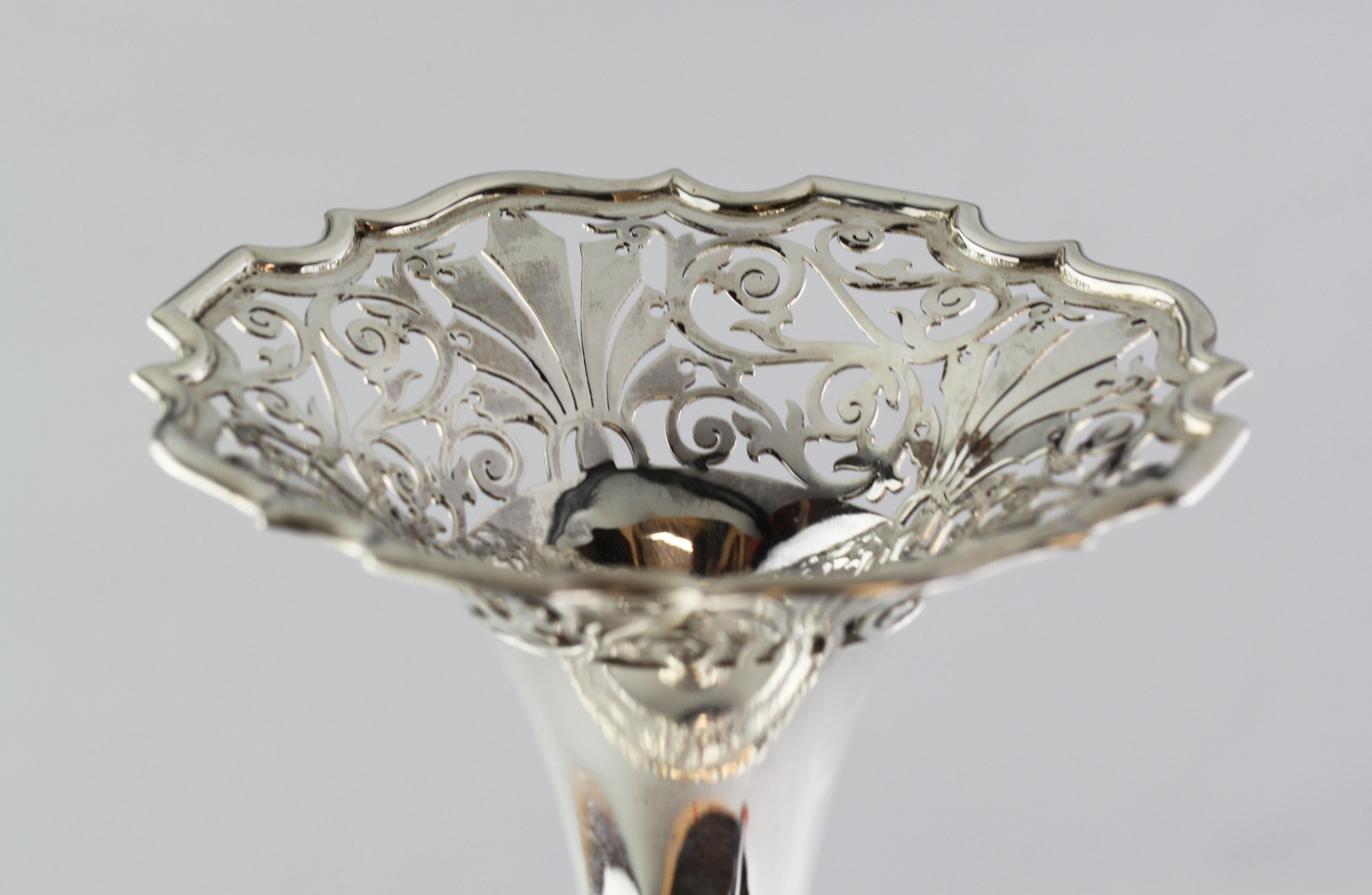 Antique Sterling Silver Tazza Dish with Vase, Walker & Hall, Sheffield, 1904 3