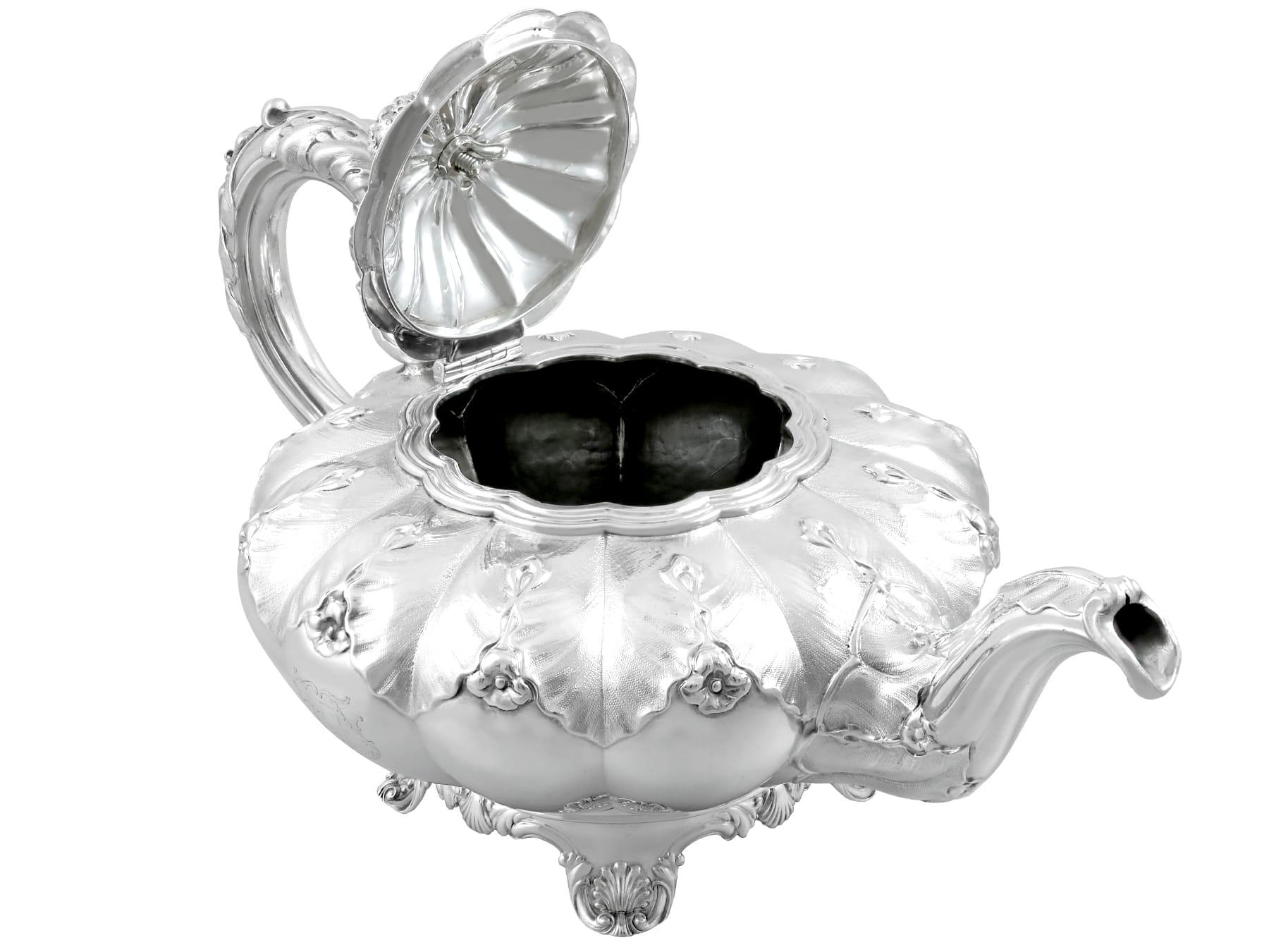 Antique Sterling Silver Teapot In Excellent Condition For Sale In Jesmond, Newcastle Upon Tyne