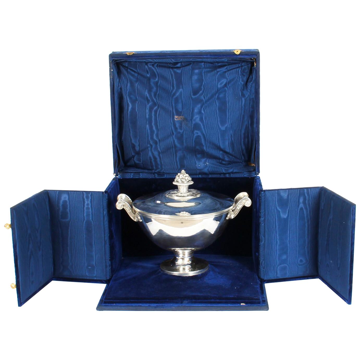 Sopera antigua de plata de ley de Marc Jacquard Vendida por Bulgari Siglo XIX en venta