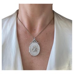 Antique en argent sterling, Victorien ovale gravé  Médaillon, poinçonné 1846