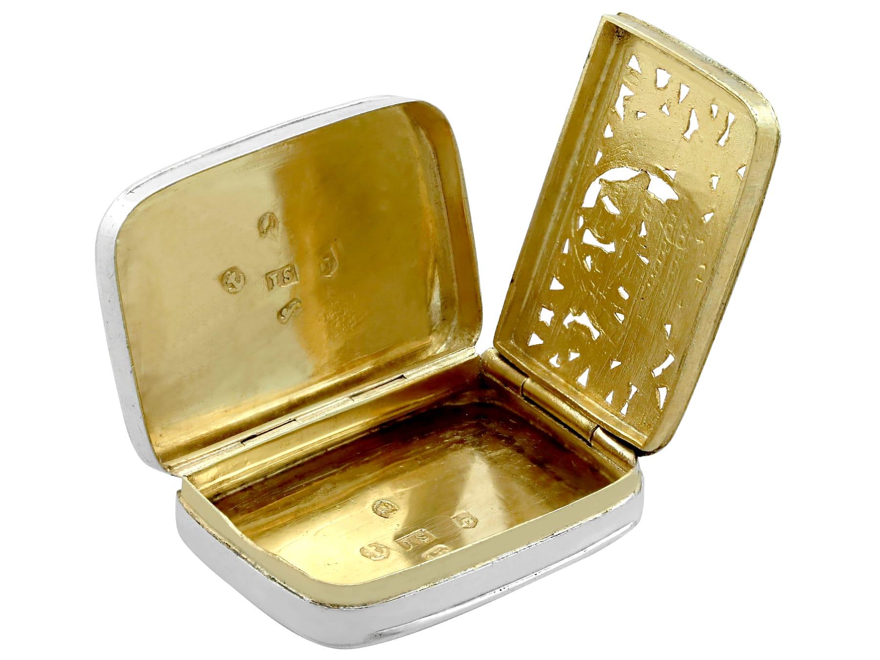 Argent sterling Vinaigrette ancienne en argent sterling en vente