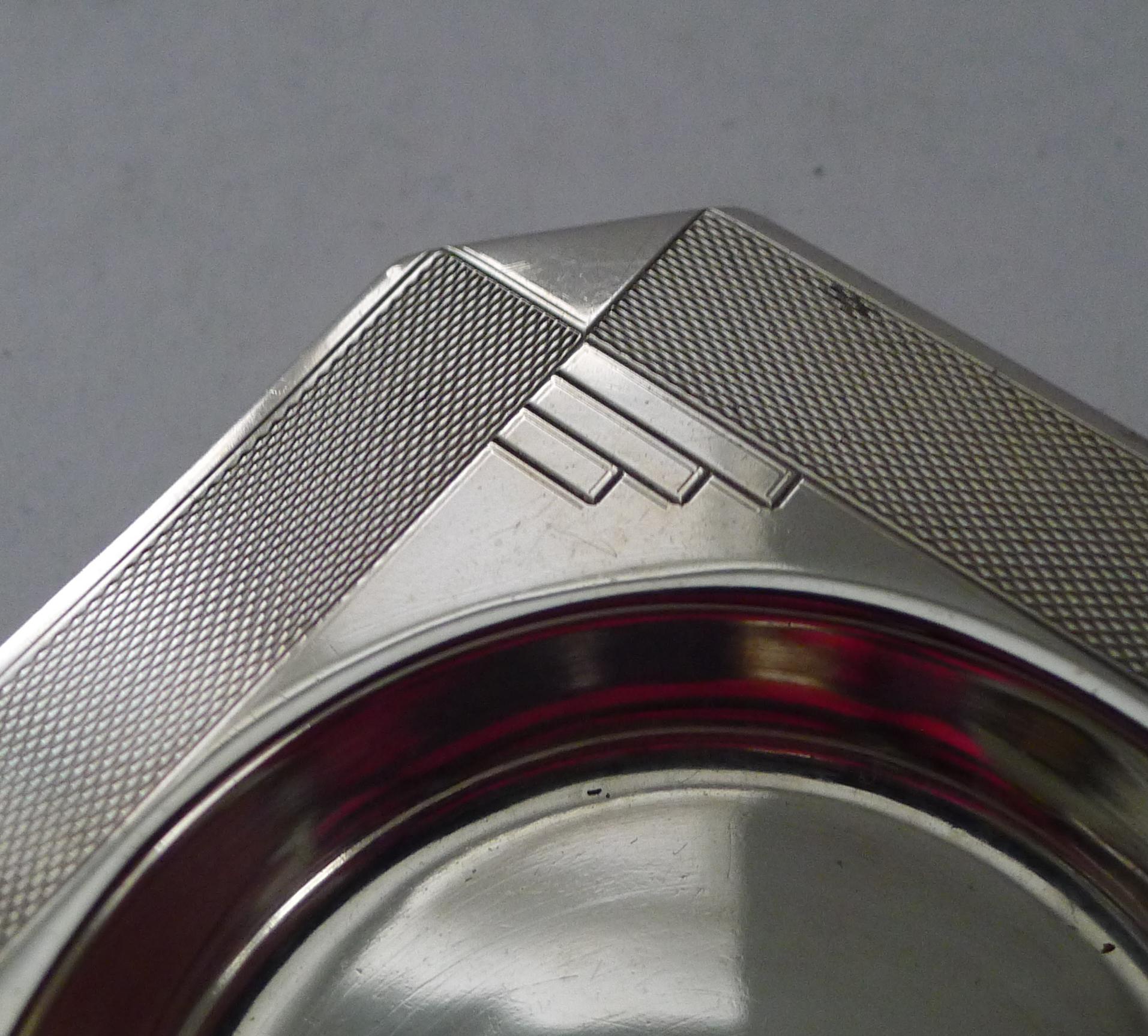 Britannico Antico posacenere in argento massiccio di John Grinsell & Sons - 1914 in vendita