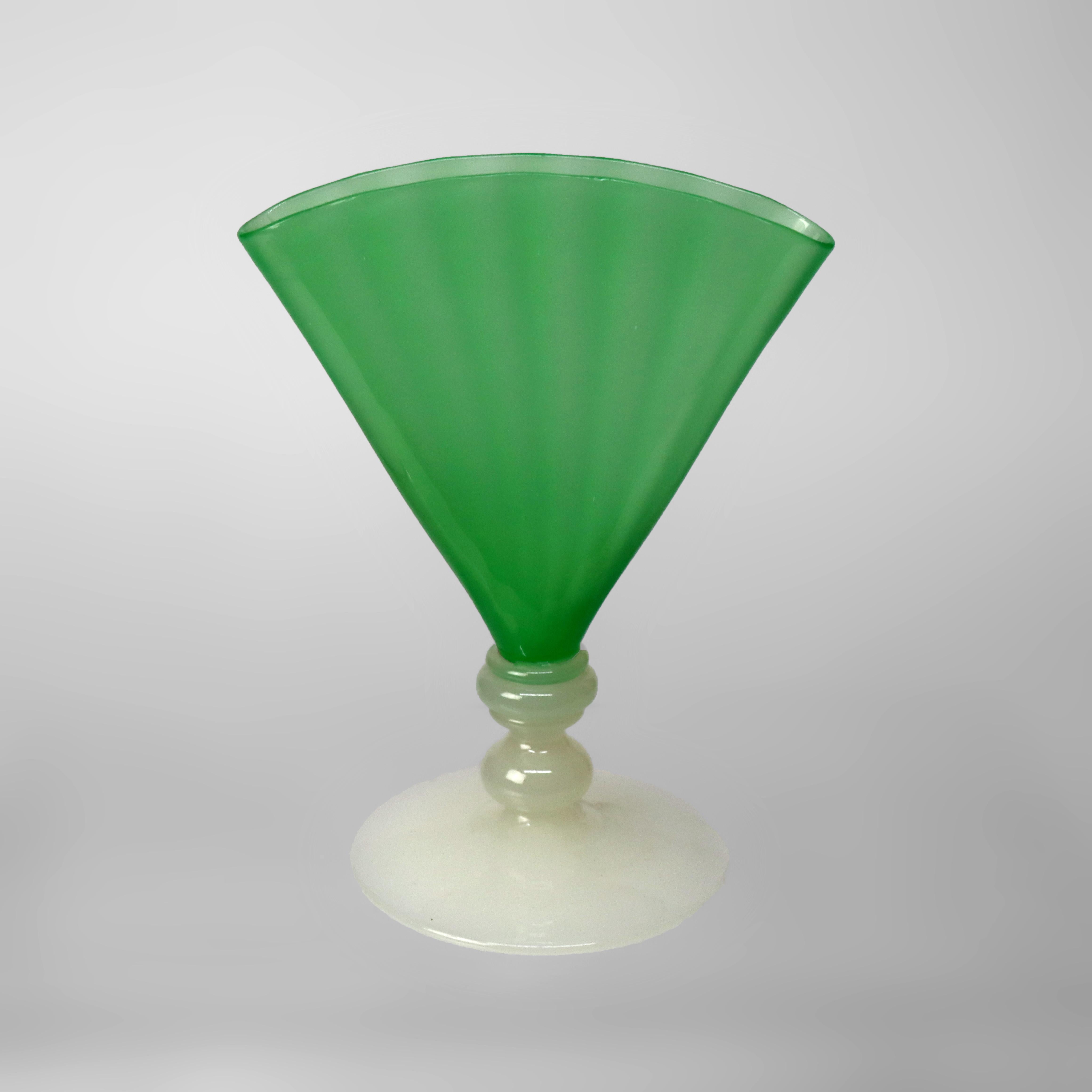 Antique Steuben Alabaster & Jade Green Art Glass Fan Vase C1920 For Sale 1