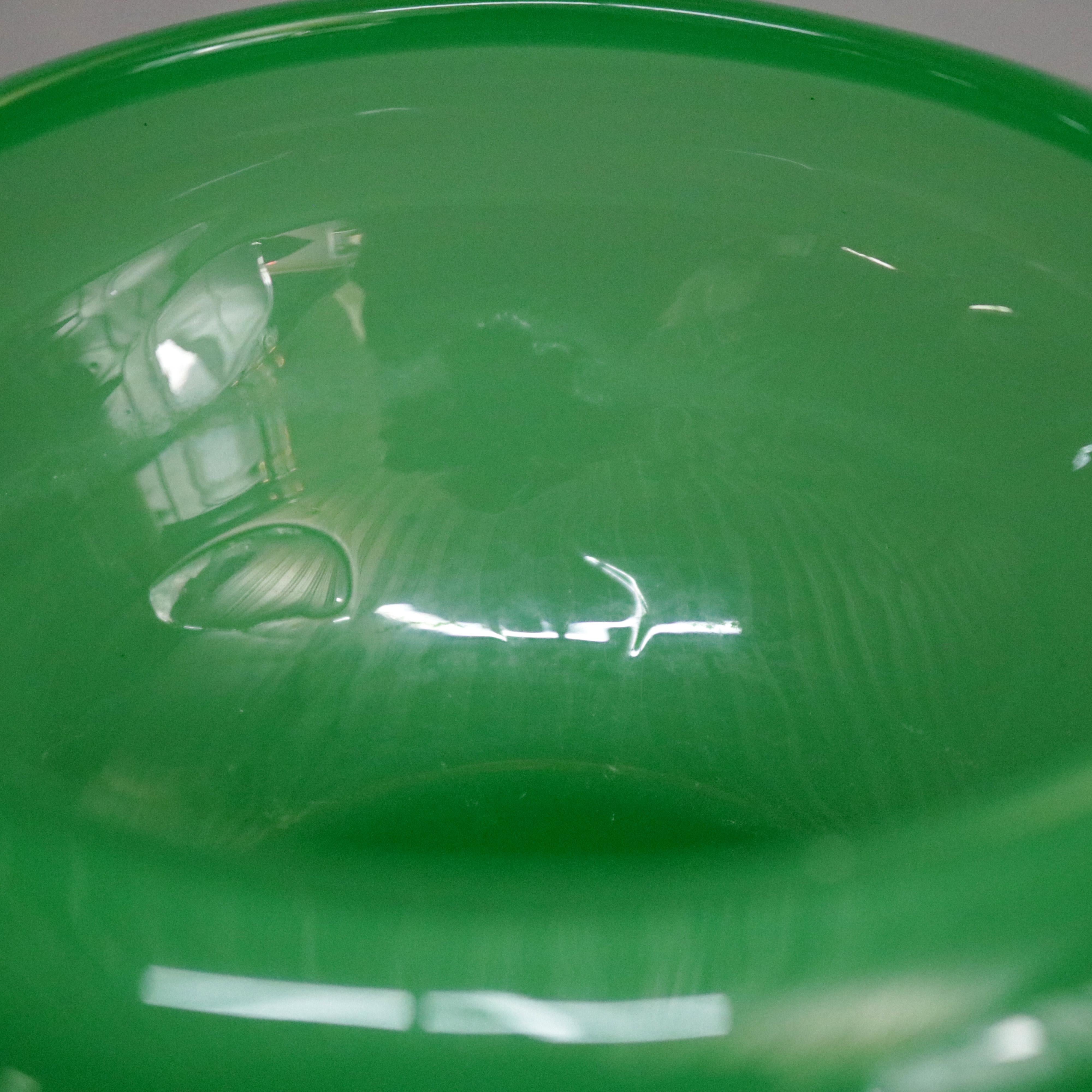 Antique Steuben Jade Green Mouth Blown Art Glass Bowl, circa 1930 In Good Condition In Big Flats, NY
