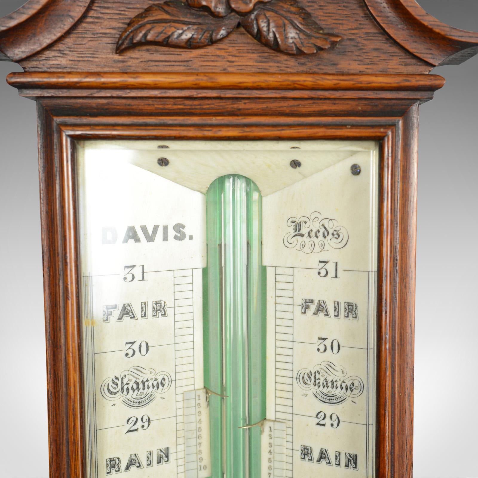 Stick Barometer Davis Leeds English Oak Scientific Instrument, circa 1830 In Good Condition In Hele, Devon, GB