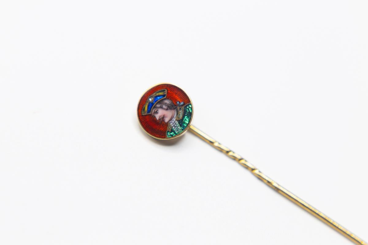 Antique Stick Pin in 18 Karat Gold with Portrait Miniature and Guilloche Enamel For Sale 3