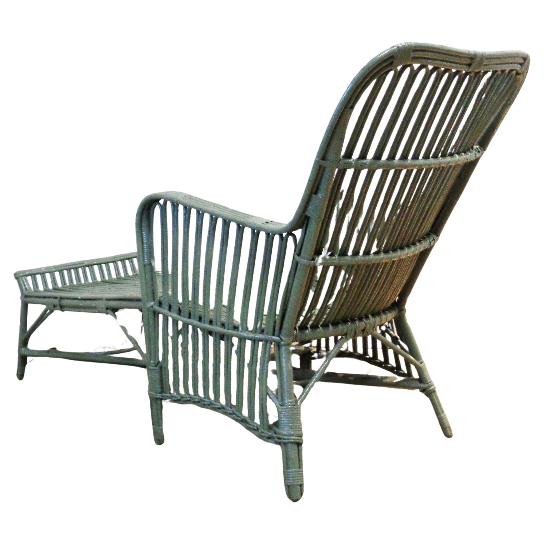 Painted Antique Stick Wicker Chaise Lounge Heywood-Wakefield Attributed Circa 1930 For Sale