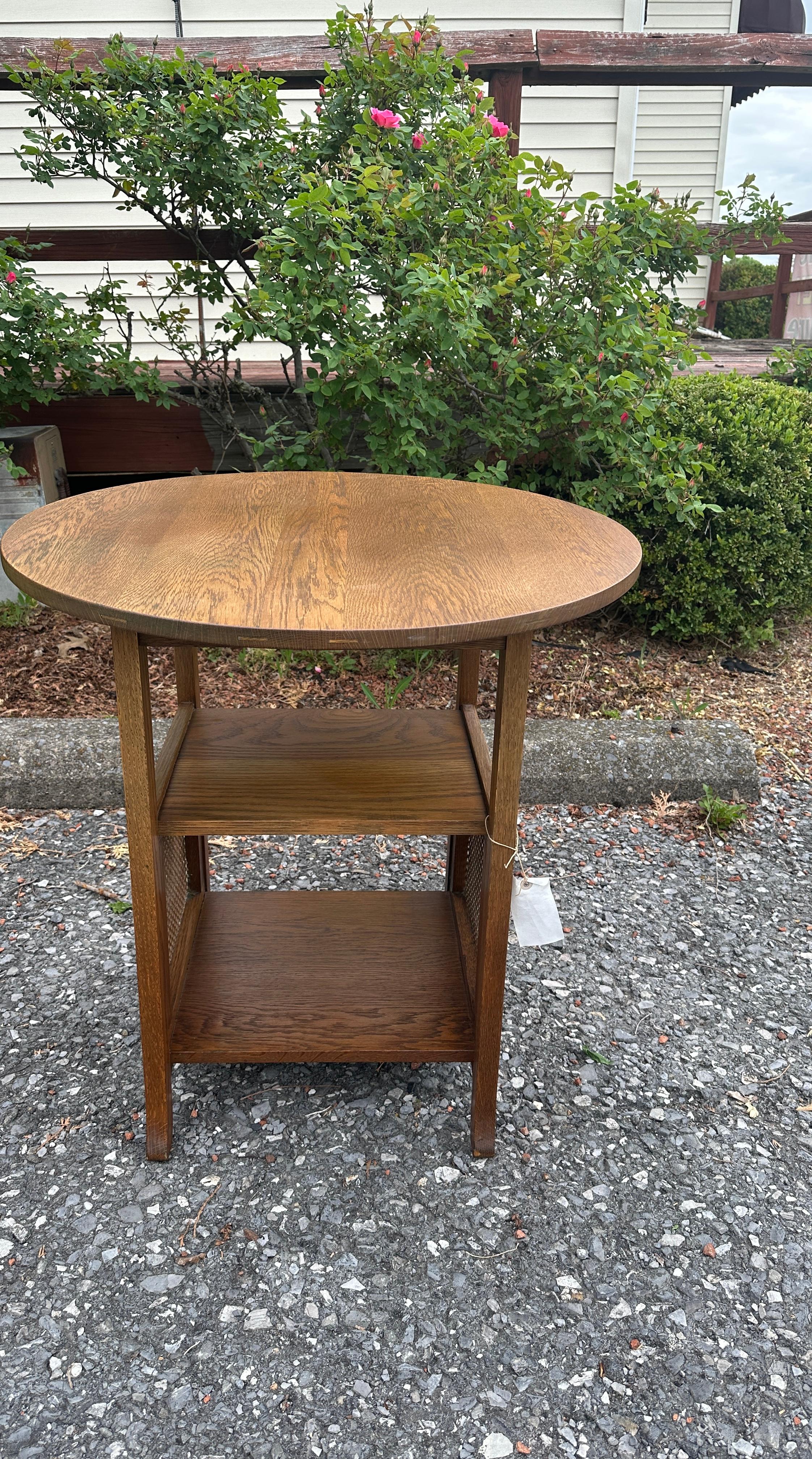 Early 20th Century Antique Stickley Brothers Lamp Table - W2285
