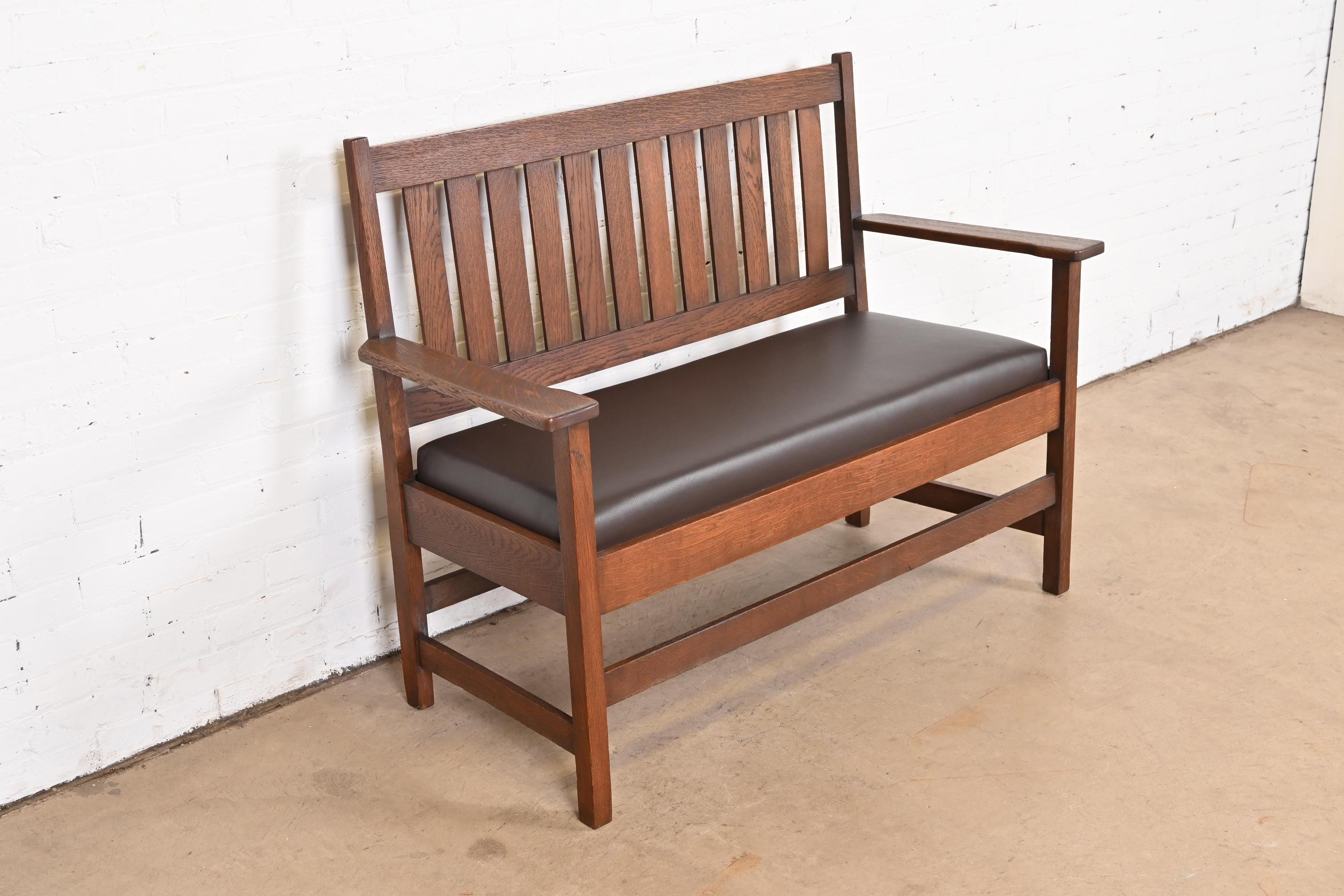 Antique Stickley Brothers Mission Oak Arts & Crafts Open Arm Settee or Loveseat In Good Condition In South Bend, IN