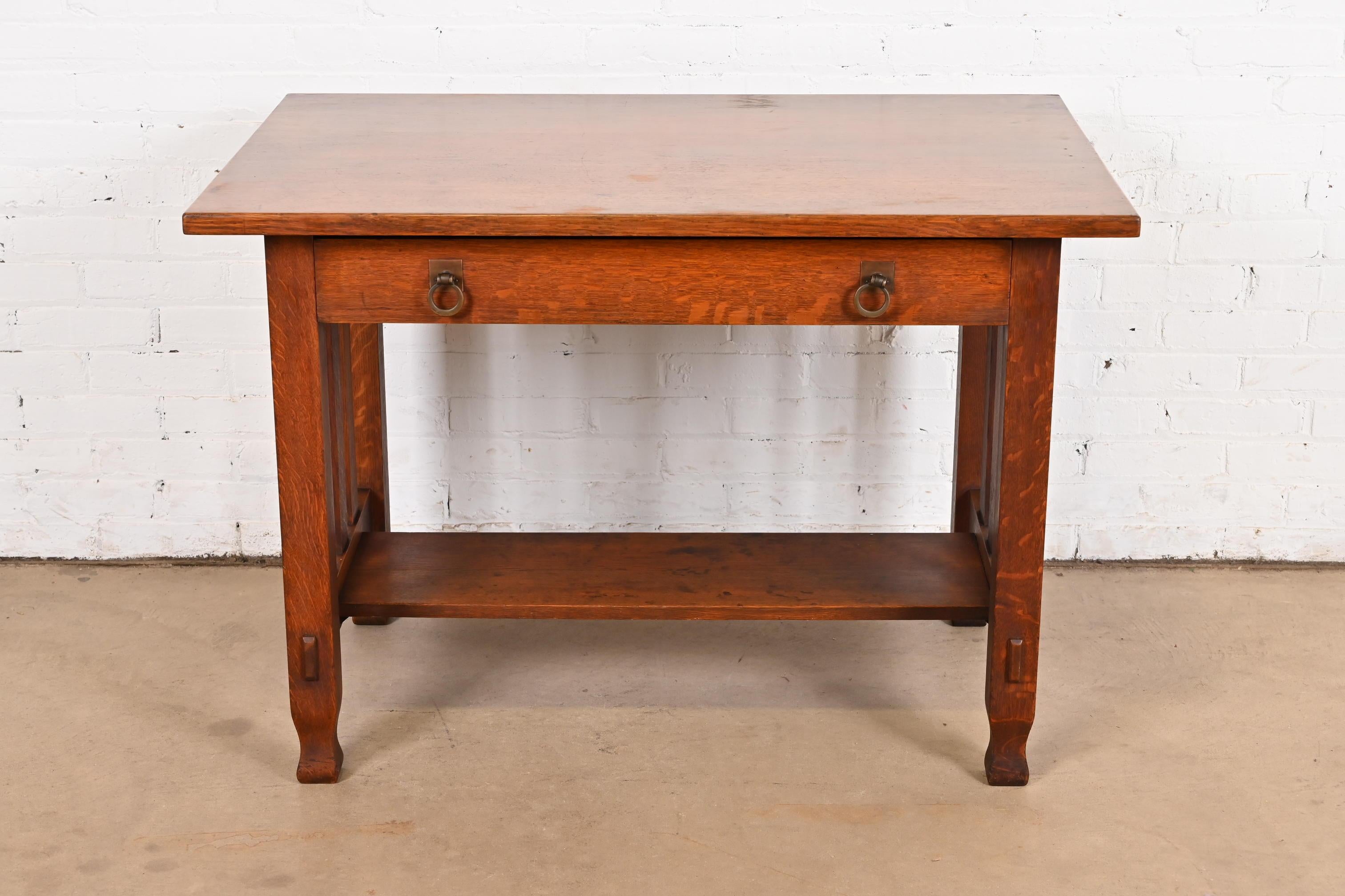 Antiker Stickley Brothers Mission Eichenholz Arts & Crafts Schreib- oder Bibliothekstisch im Zustand „Gut“ im Angebot in South Bend, IN