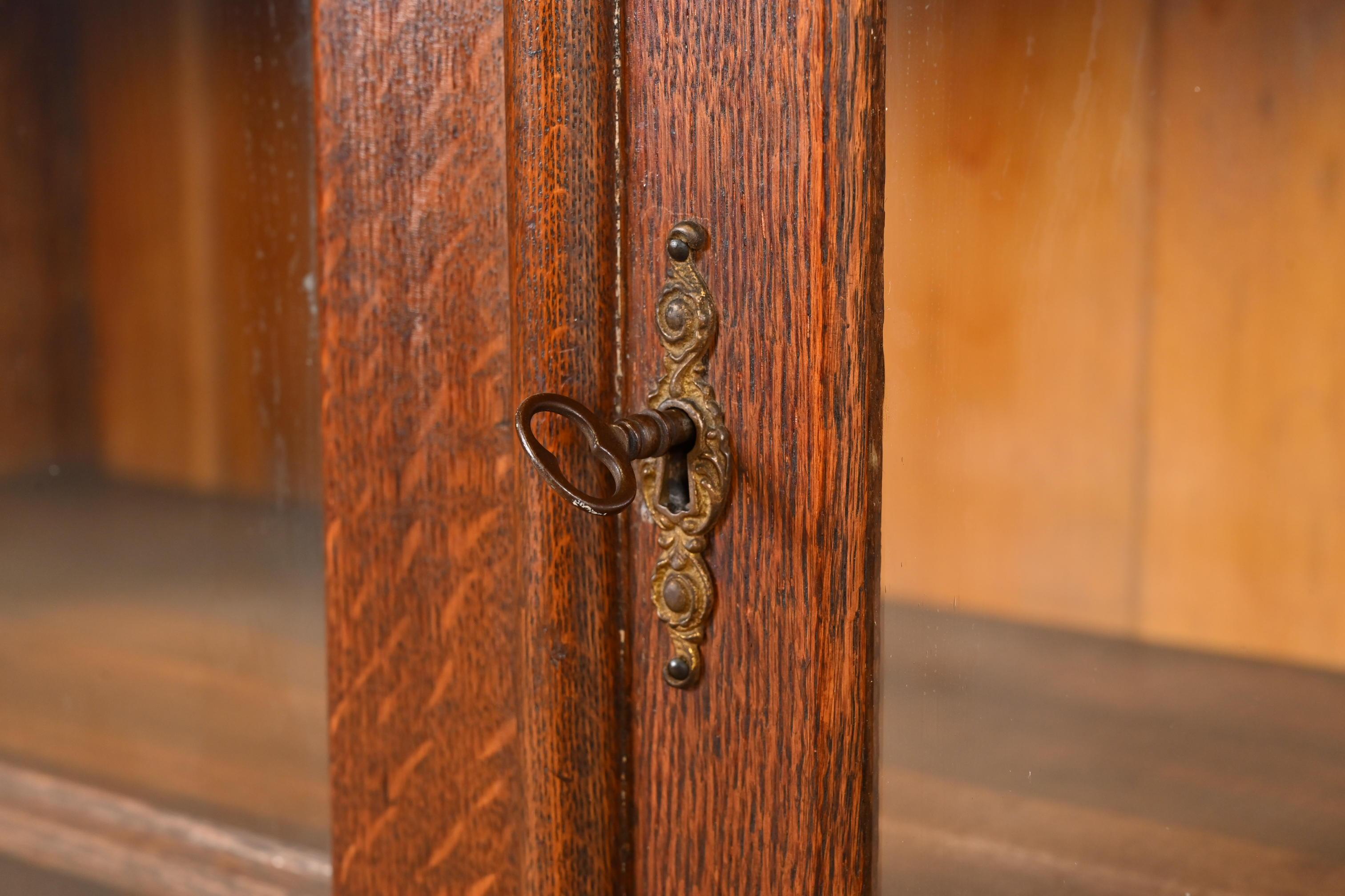 Antique Stickley Brothers Style Arts & Crafts Oak Glass Front Bookcase Cabinet For Sale 2