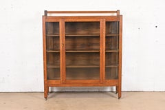 Antique Stickley Brothers Style Mission Oak Arts and Crafts Bookcase, Circa 1900