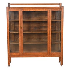 Antique Stickley Brothers Style Mission Oak Arts and Crafts Bookcase, Circa 1900