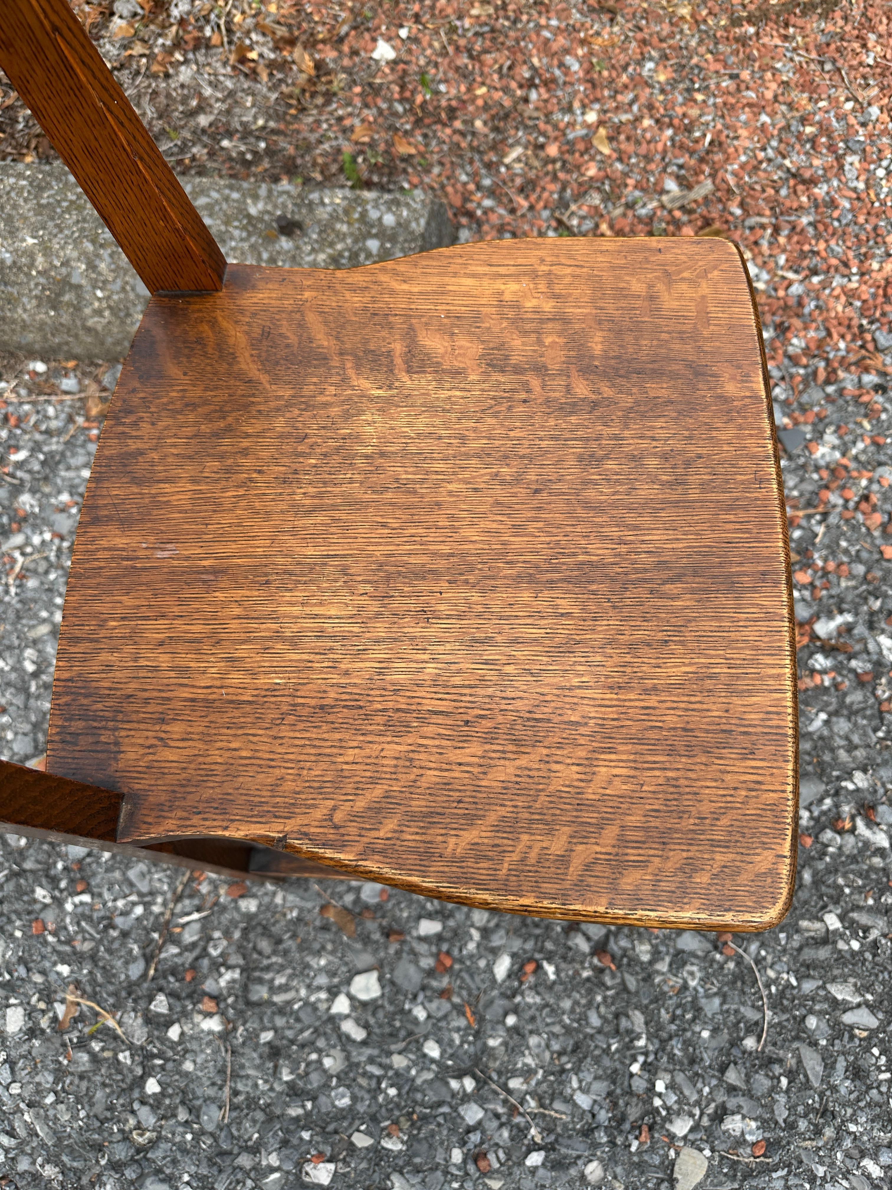 Table et chaise téléphoniques anciennes Stickley Brothers - W5050 en vente 5