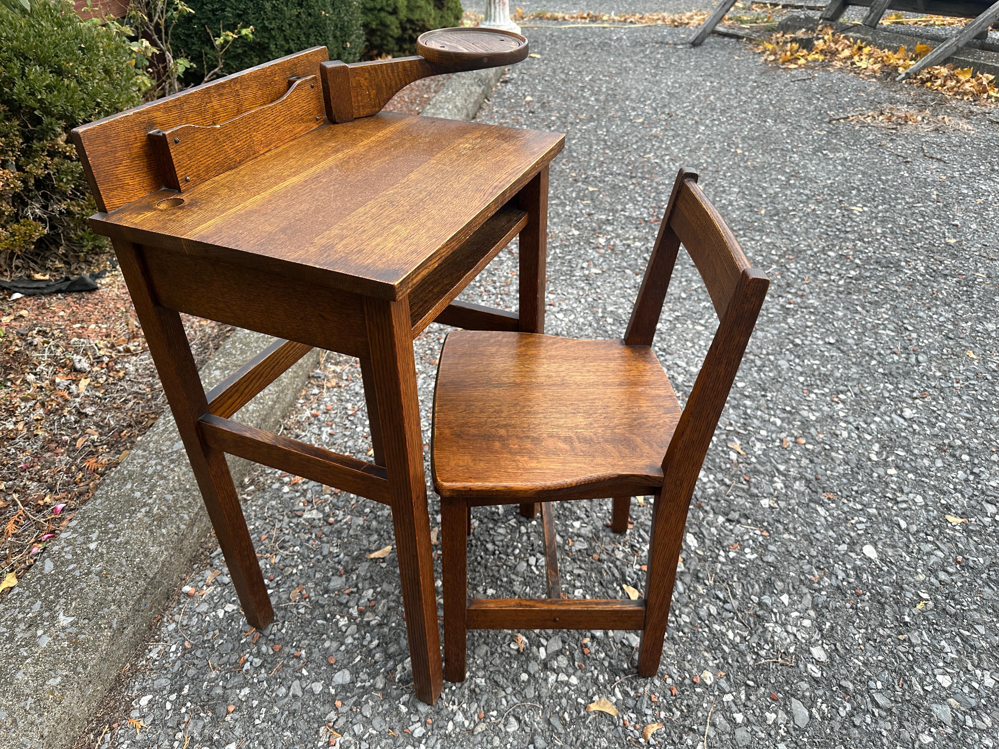 Table et chaise téléphoniques anciennes Stickley Brothers - W5050 Bon état - En vente à Shamokin Dam, PA