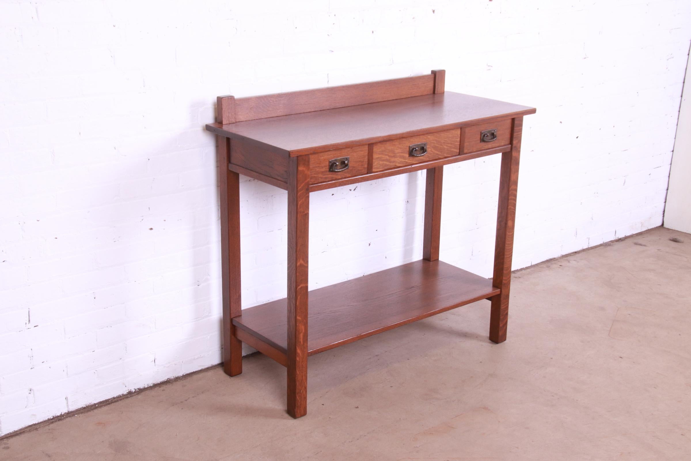 Antique Stickley Mission Oak Arts & Crafts Sideboard Buffet Server, Restored In Good Condition In South Bend, IN