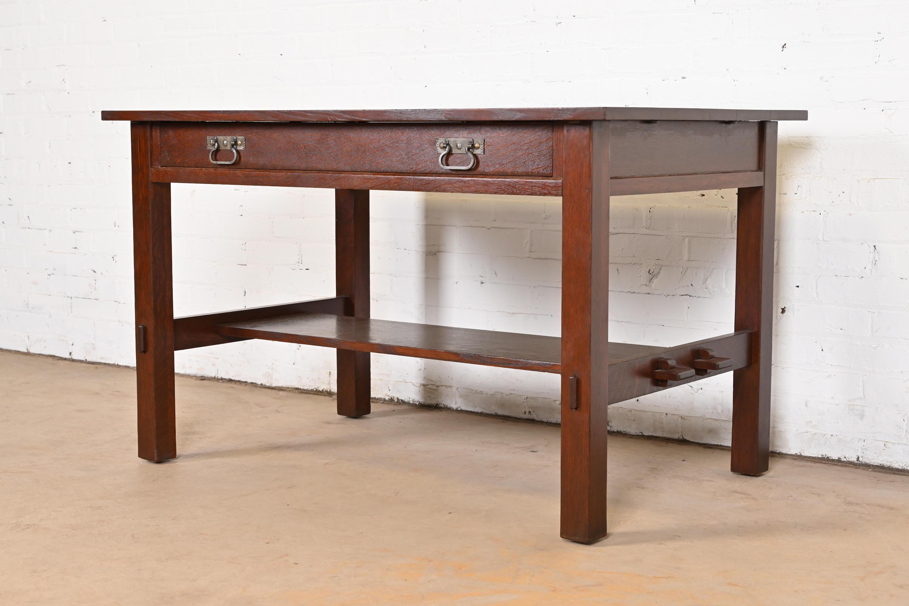 Antiguo escritorio o mesa de biblioteca Stickley Mission Oak Arts & Crafts Estadounidense en venta