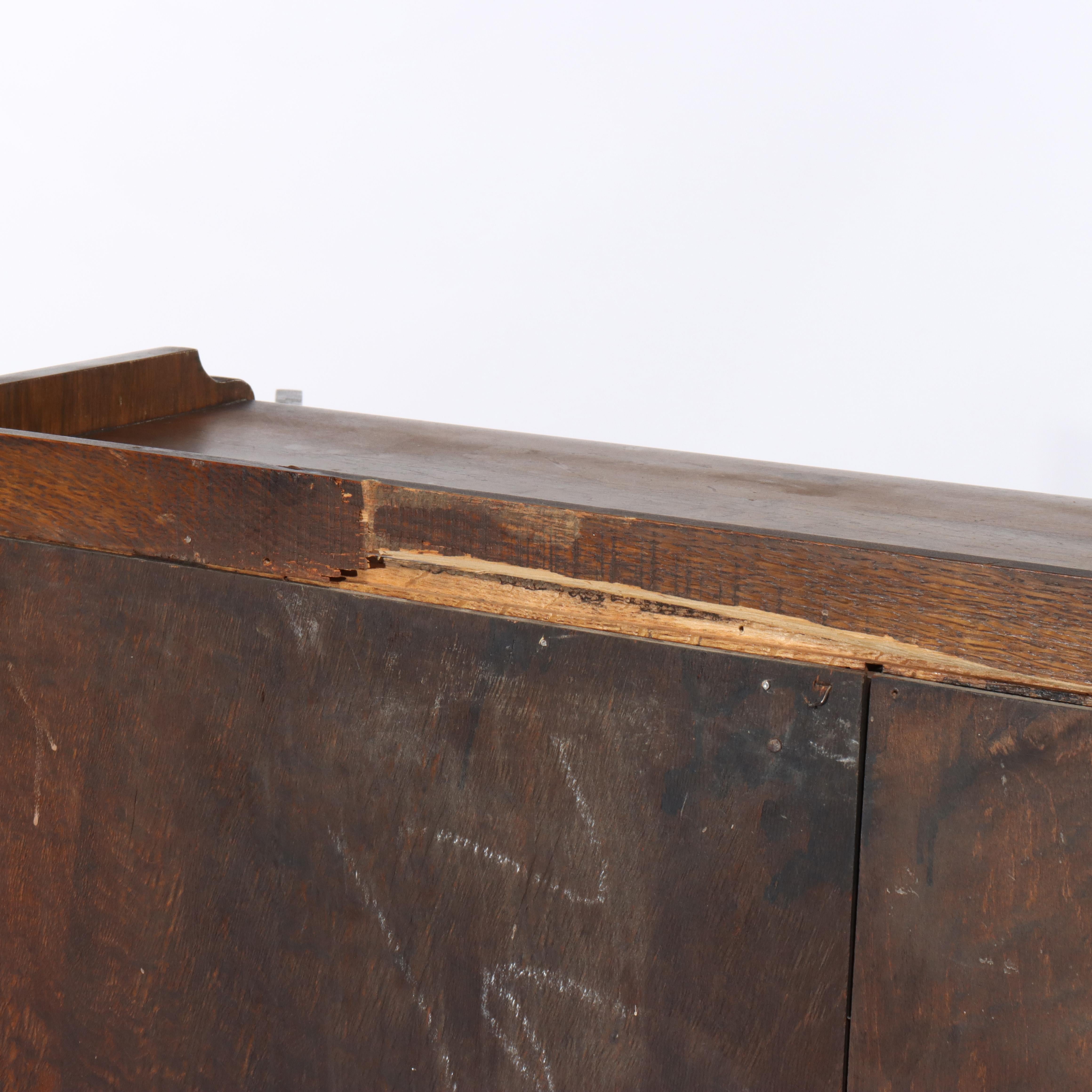 Chêne Ancienne bibliothèque à 2 portes de l'école Stickley Arts & Crafts C1920 en vente