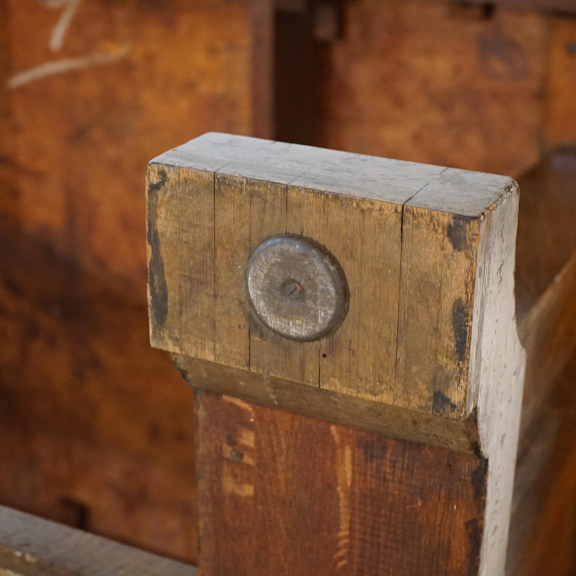 Antigua escuela Stickley Arts & Crafts Mission Oak Mesa de conferencias C1910 en venta 11
