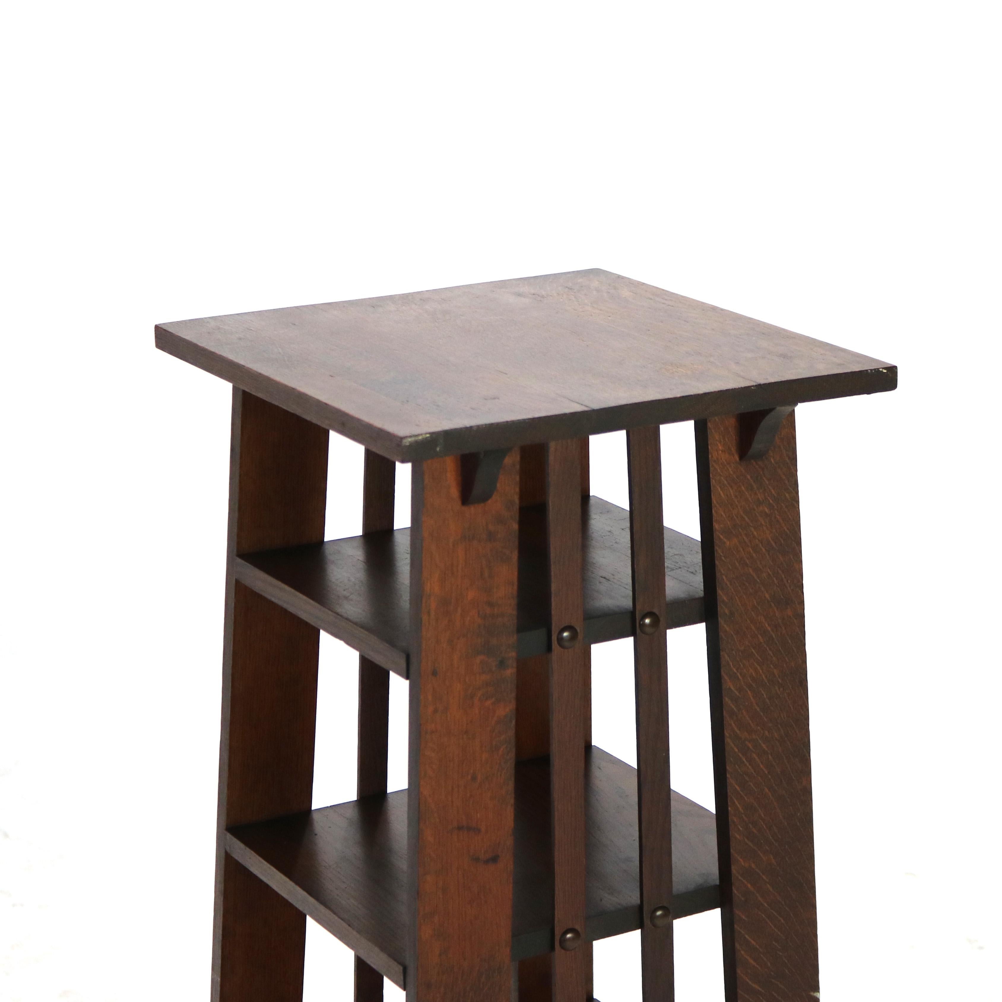 Antiguo revistero Escuela Stickley Arts & Crafts Mission Arts & Crafts C1920 Roble en venta