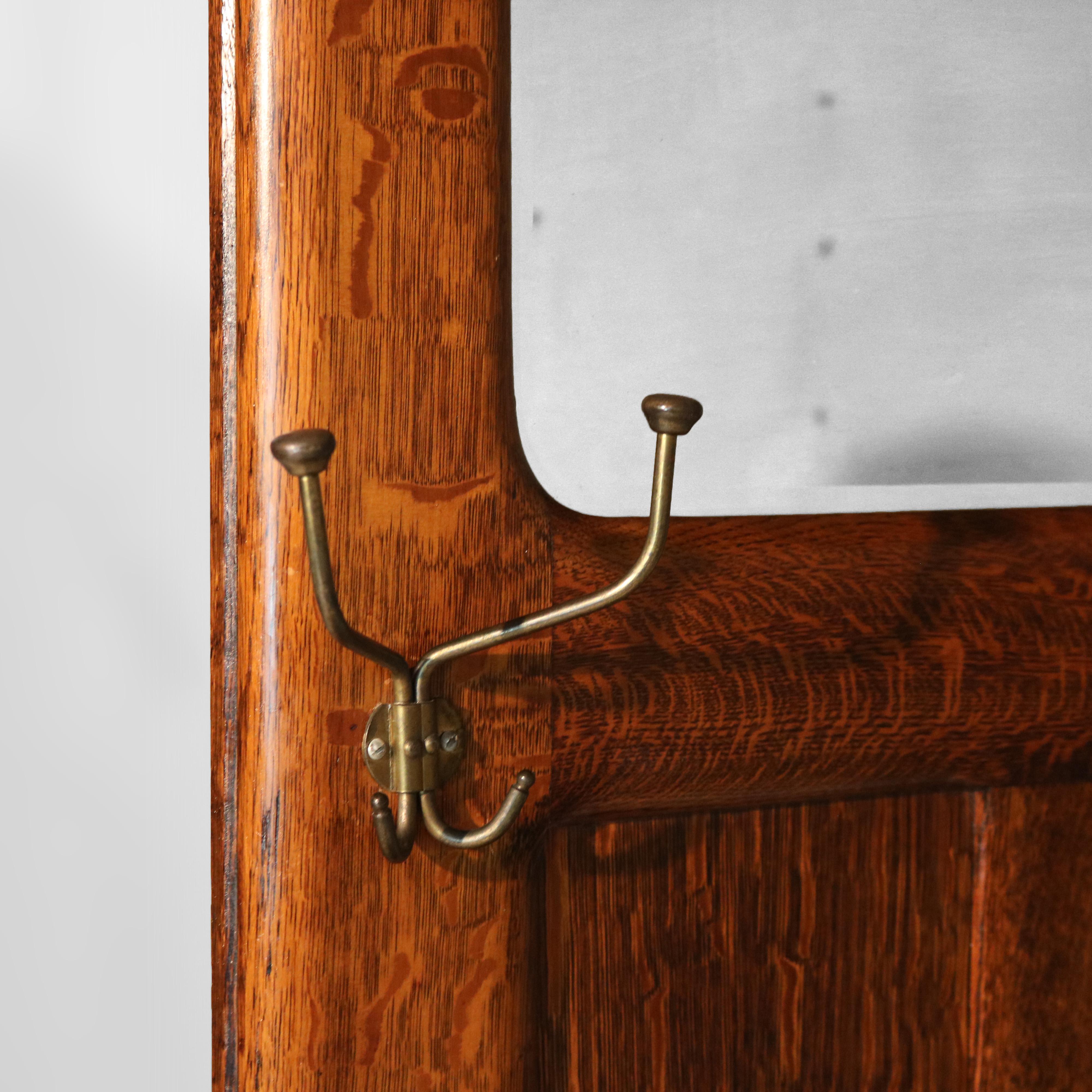 Siège d'entrée antique en chêne de l'école Stickley Arts & Crafts avec miroir et crochet vers 1920 en vente 6