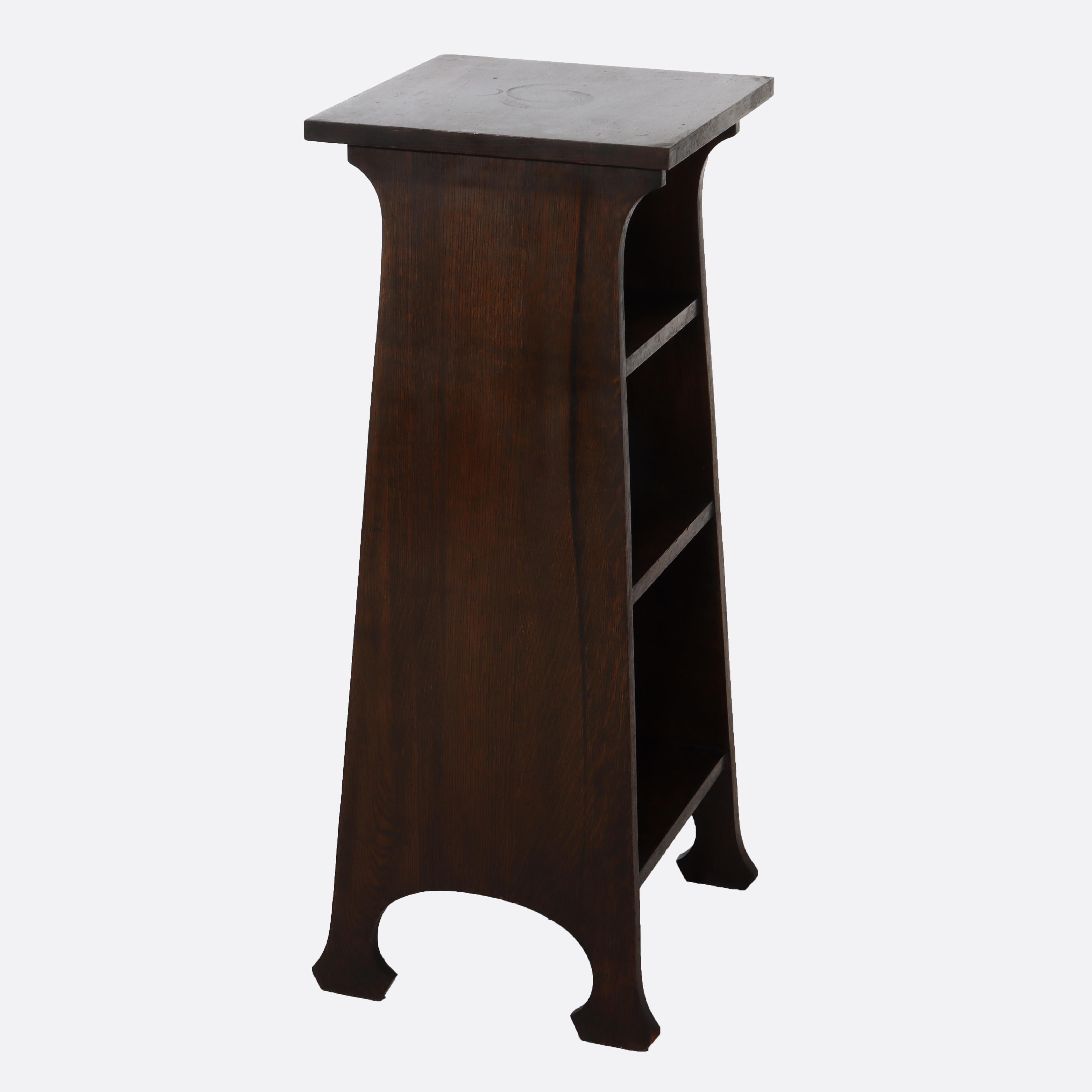 Antico portariviste conico in Oak Mission della scuola Stickley del 1910 circa In condizioni buone in vendita a Big Flats, NY