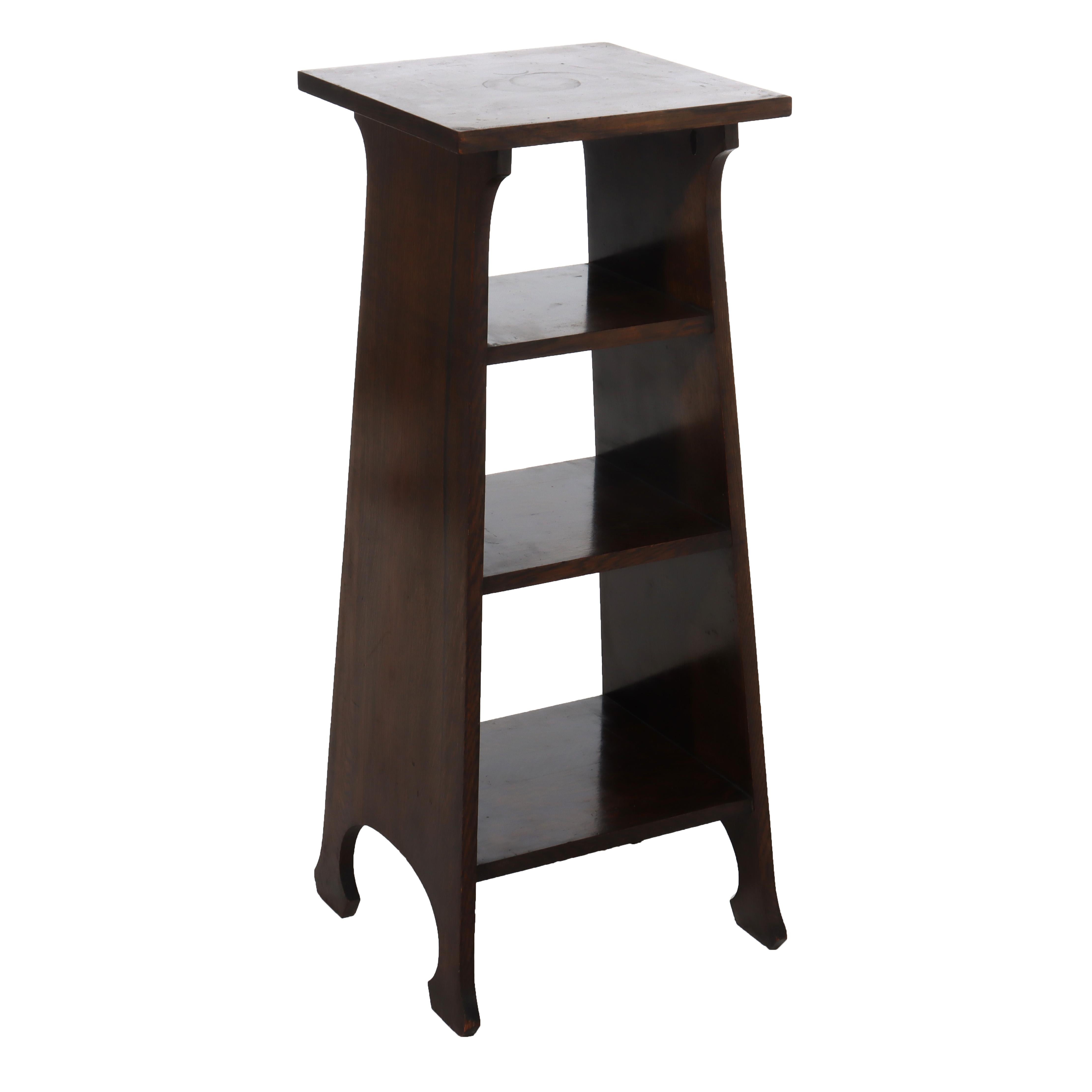 XX secolo Antico portariviste conico in Oak Mission della scuola Stickley del 1910 circa in vendita