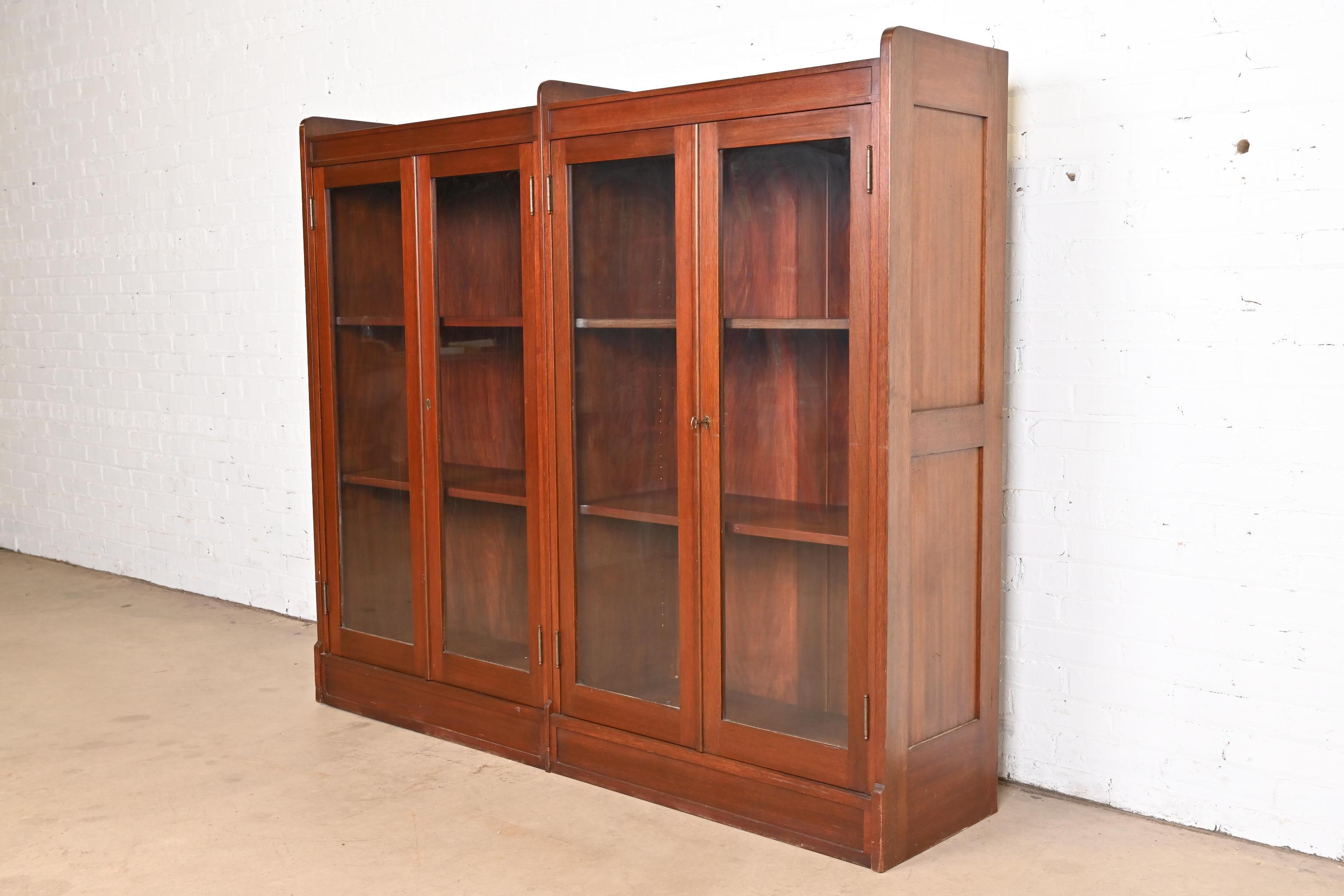 Antique Stickley Style Arts and Crafts Solid Mahogany Double Bookcase, 1920s In Good Condition In South Bend, IN