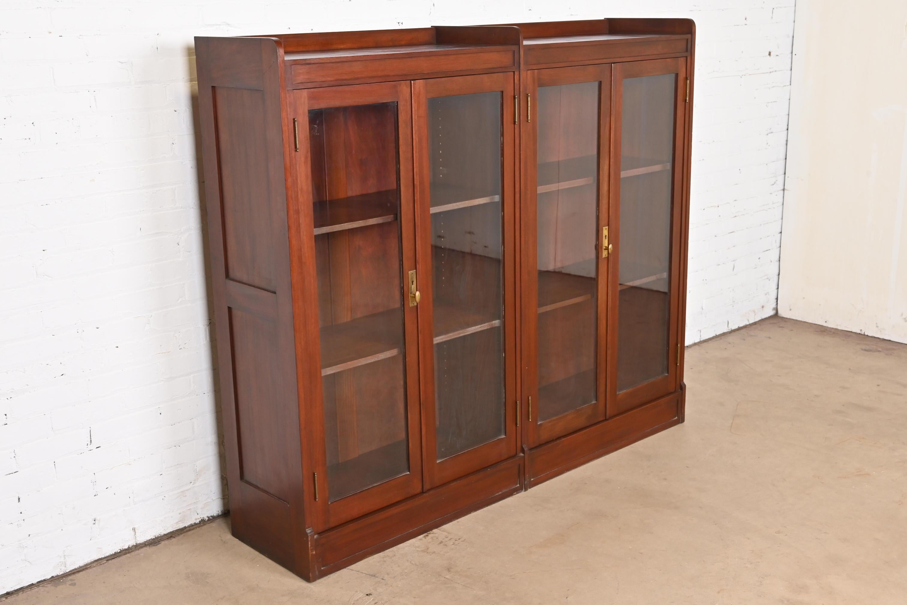 Antique Stickley Style Arts and Crafts Solid Mahogany Double Bookcase, 1920s For Sale 1